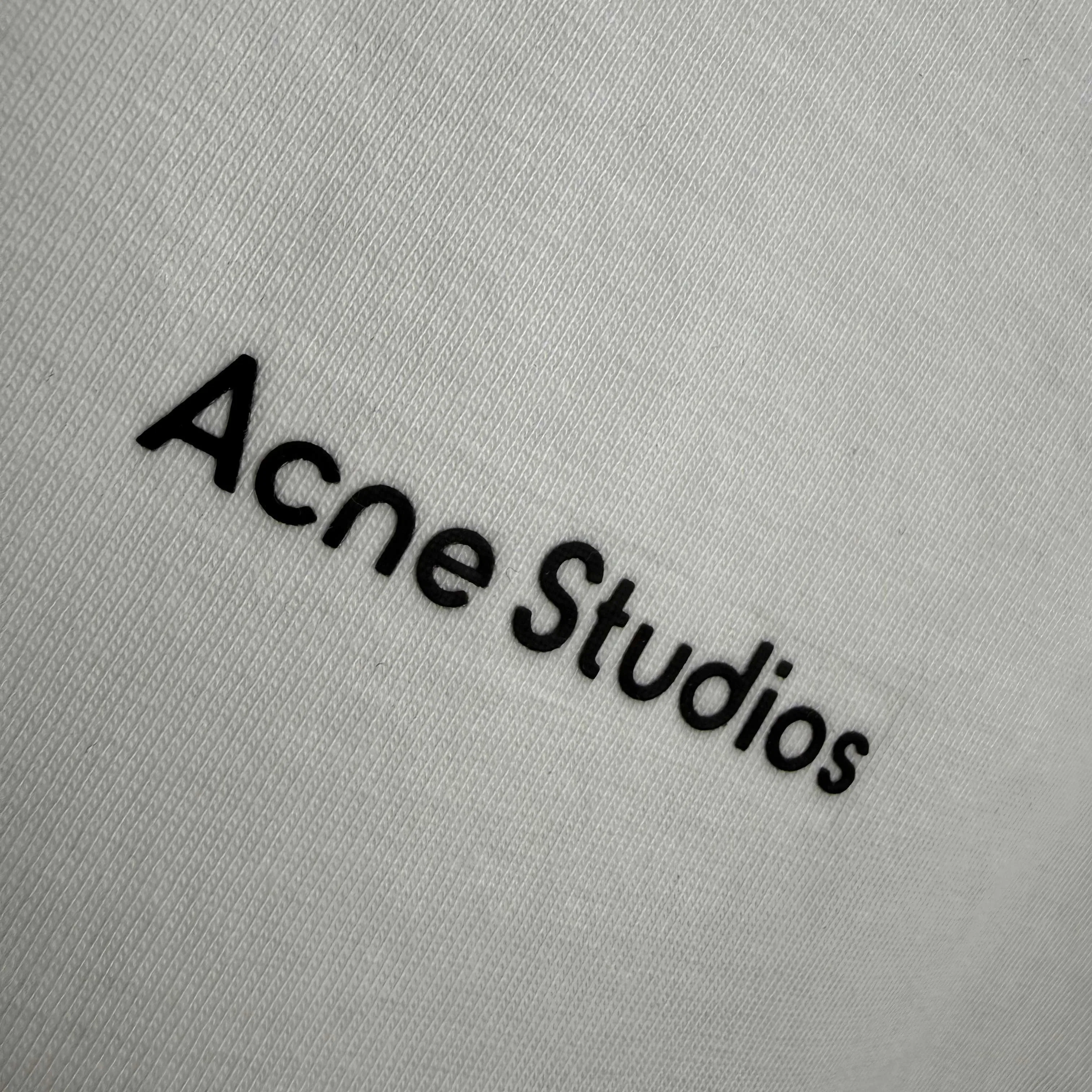 ACNE 27FW KVLDIIX 001 반팔티셔츠 14