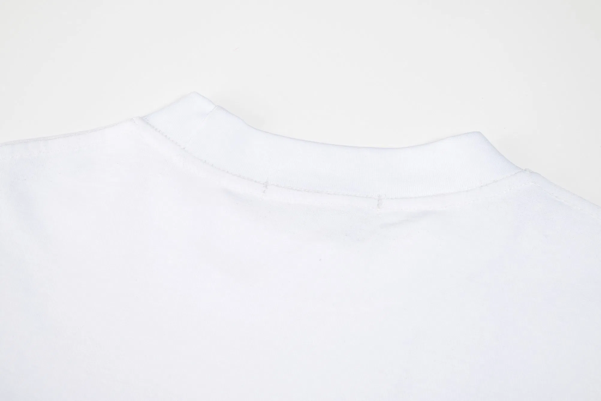 ACNE 27FW OGLIRMF 004 맨투맨 9