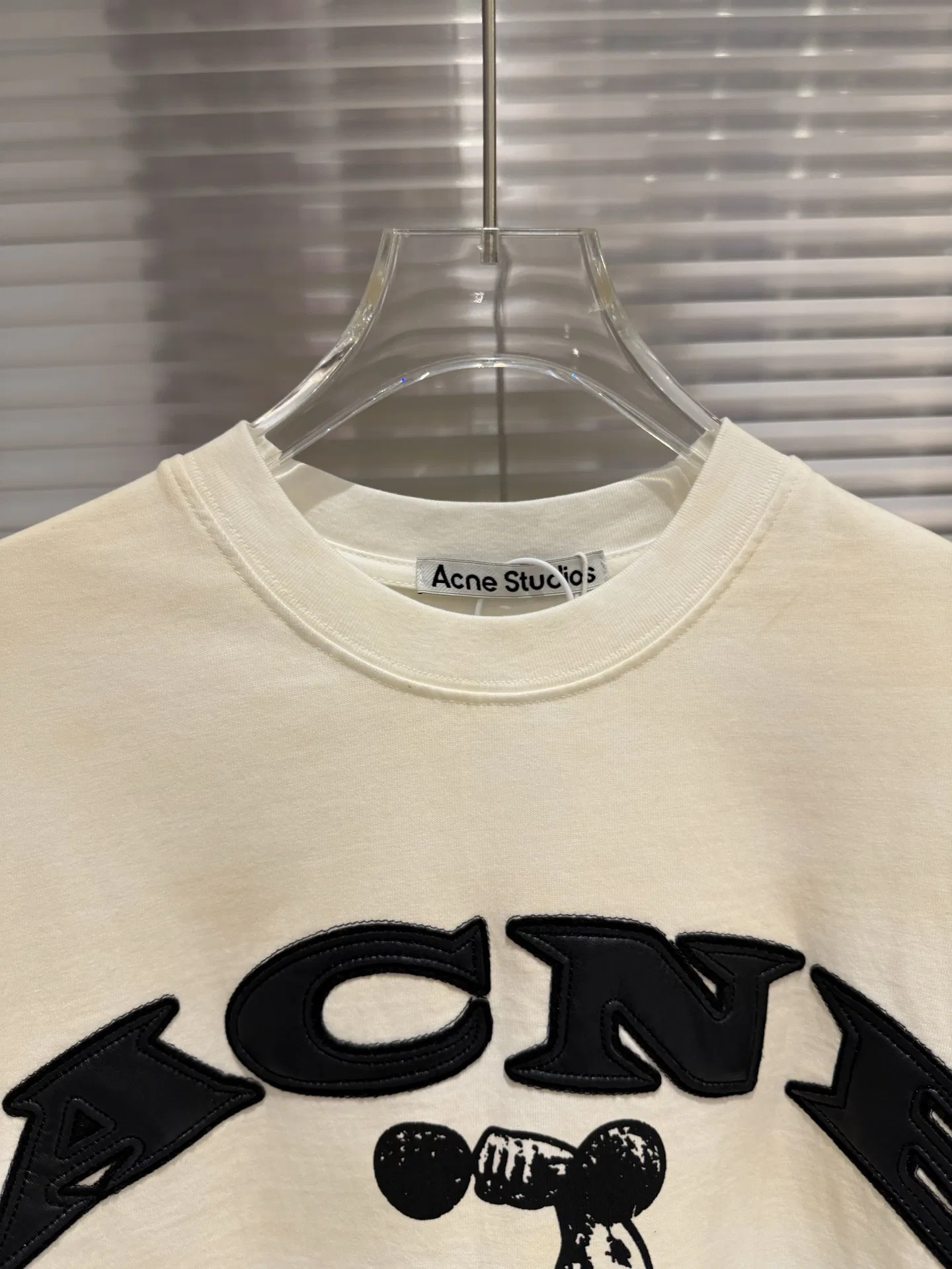 ACNE 27FW OGLIRMF 015 반팔티셔츠 11