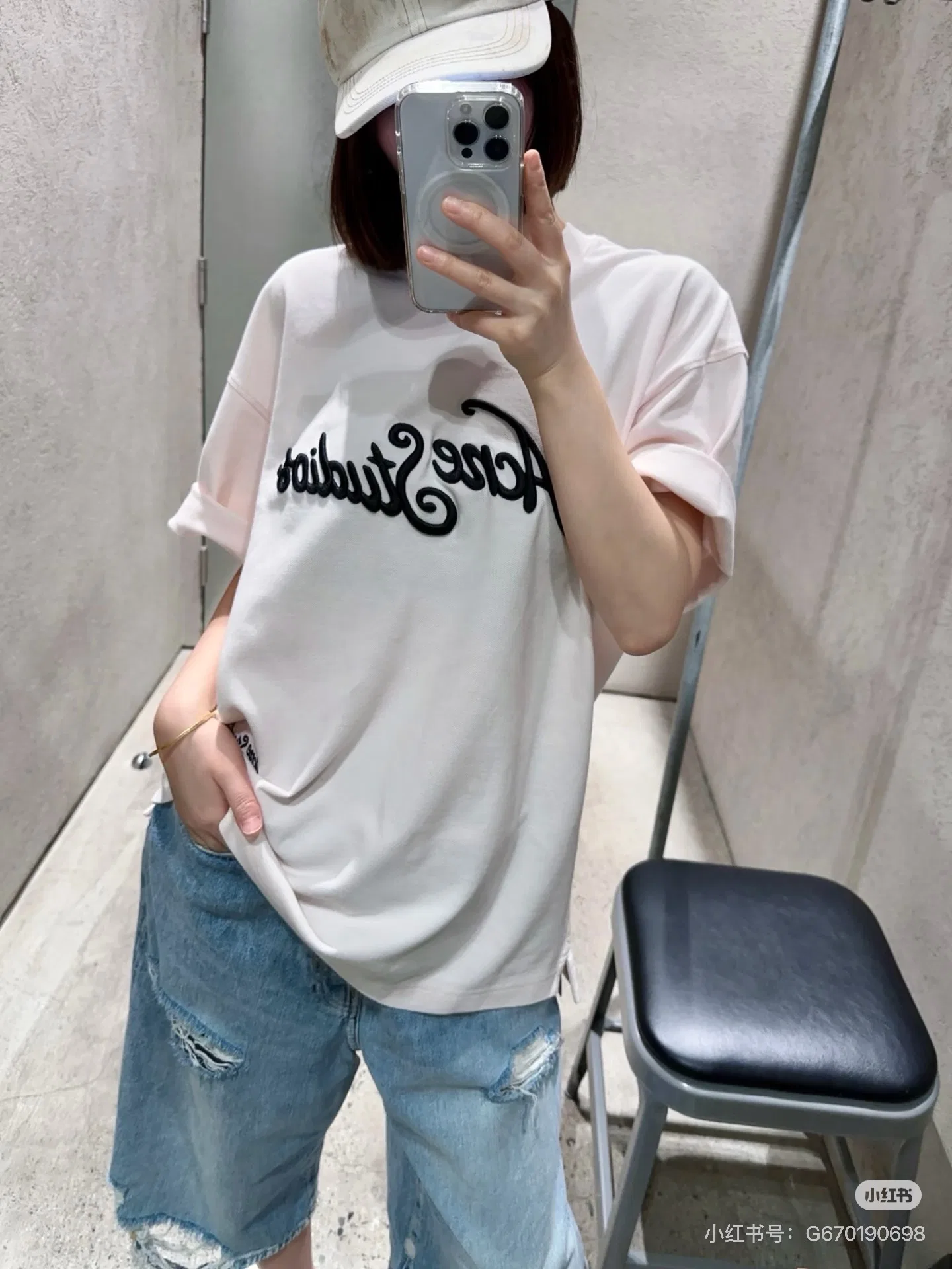 ACNE 27FW RVYVYXA 001 데님숏츠 12