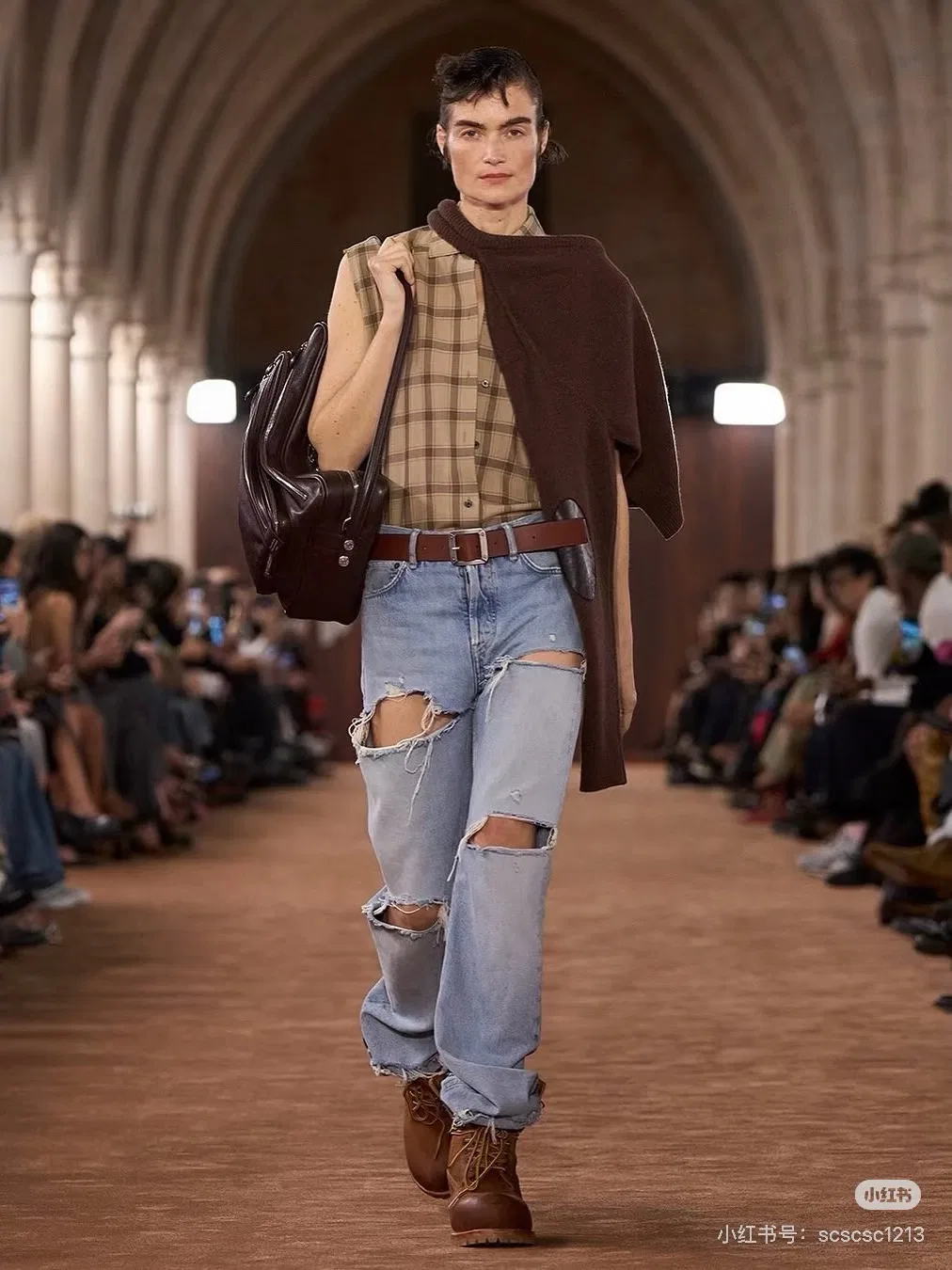ACNE 27FW RVYVYXA 002 데님팬츠 13