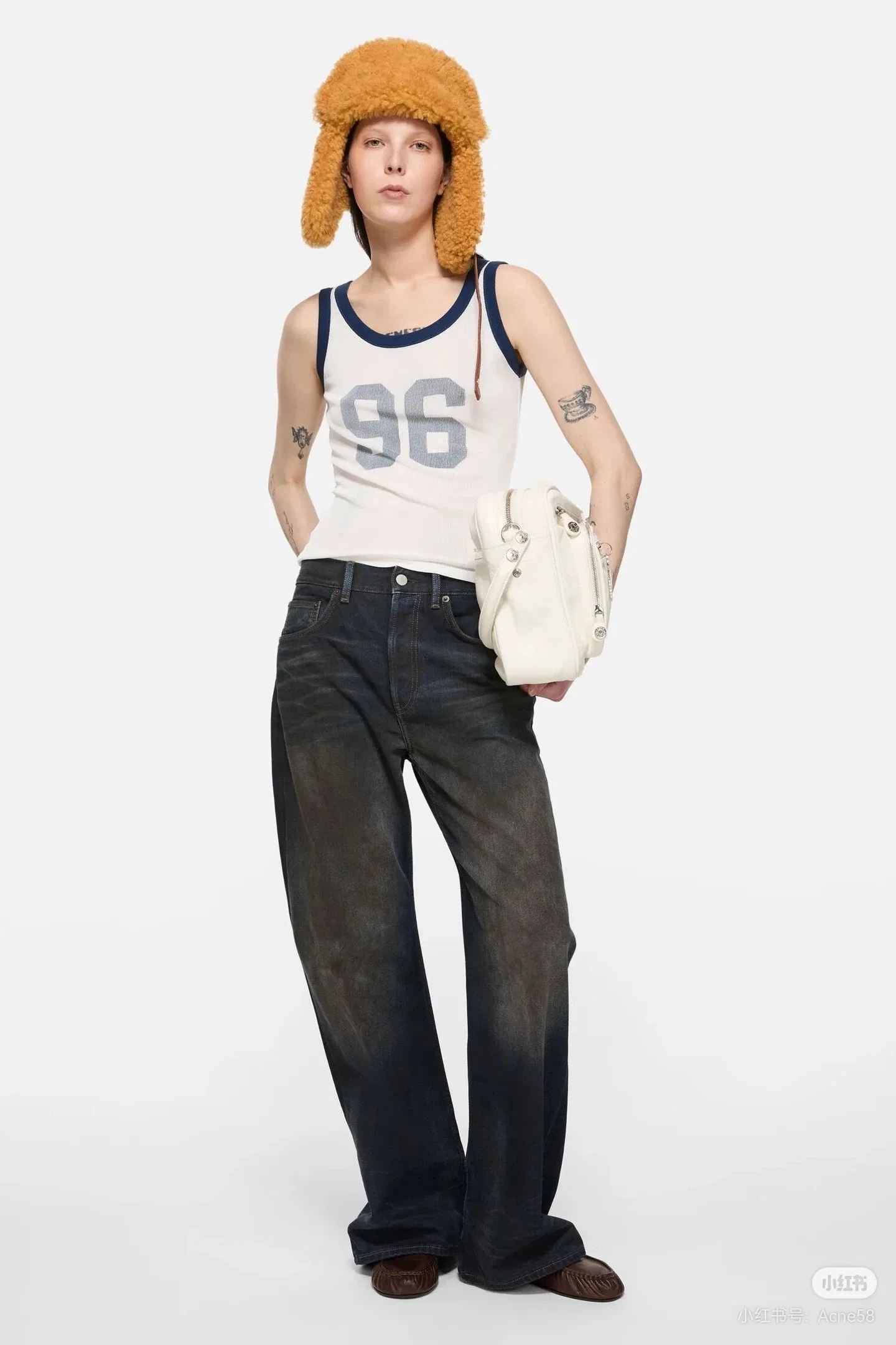 ACNE 27FW RVYVYXA 005 나시 16