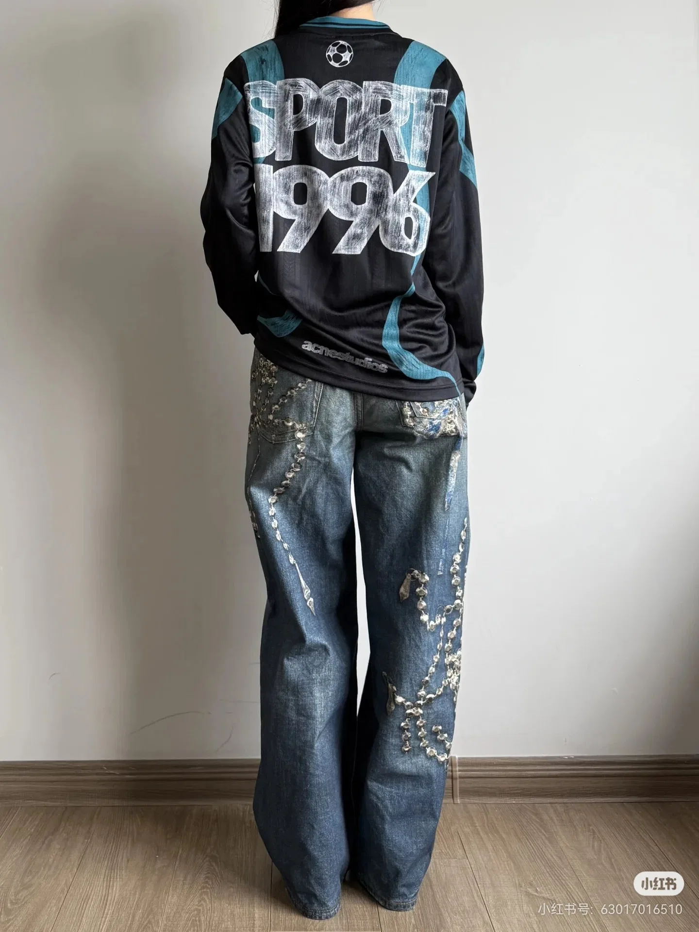 ACNE 27FW RVYVYXA 008 롱슬리브 12