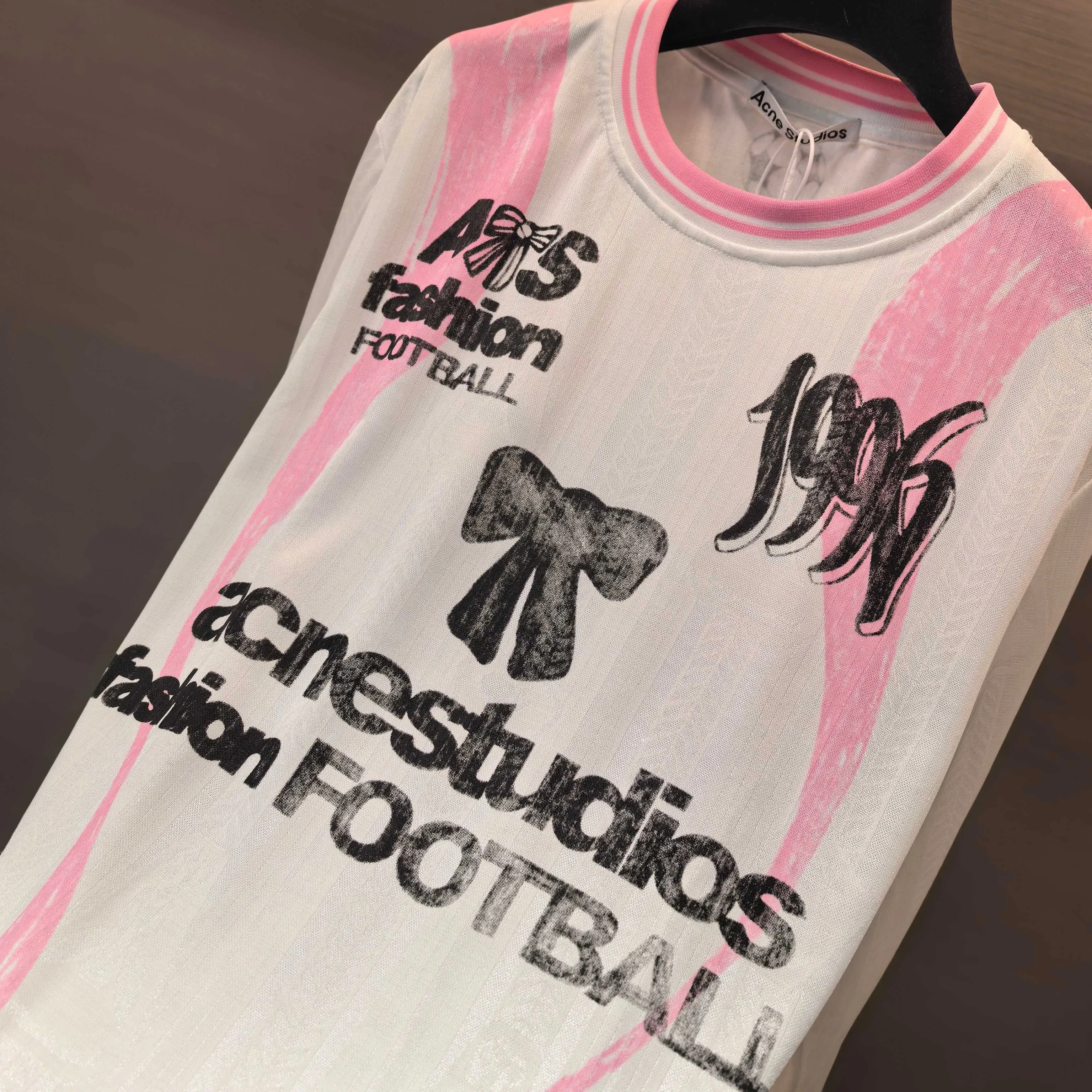 ACNE 27FW RVYVYXA 008 롱슬리브 28