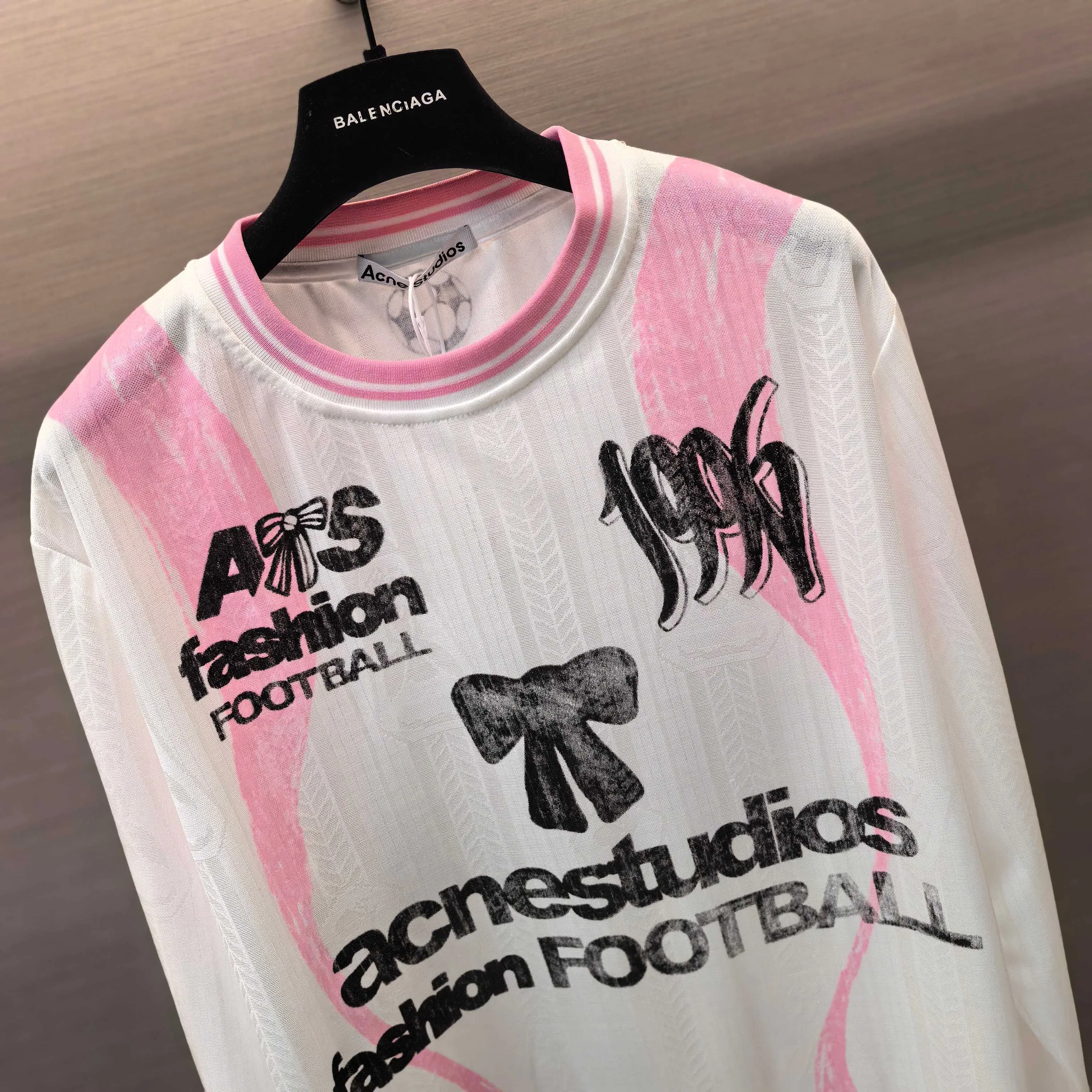 ACNE 27FW RVYVYXA 008 롱슬리브 30