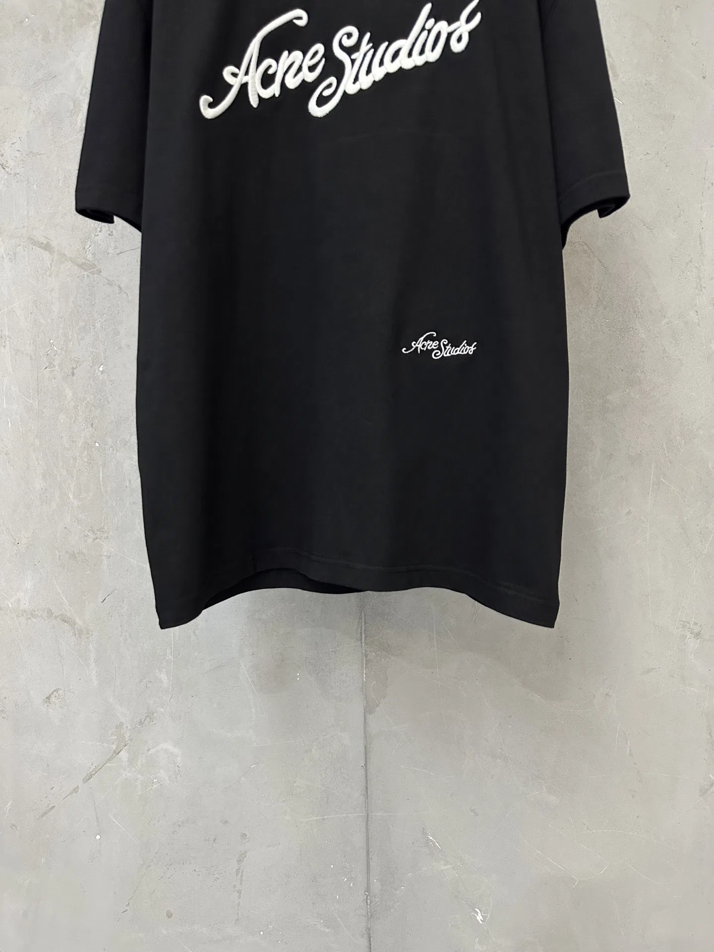 ACNE 27FW RVYVYXA 010 반팔티셔츠 11
