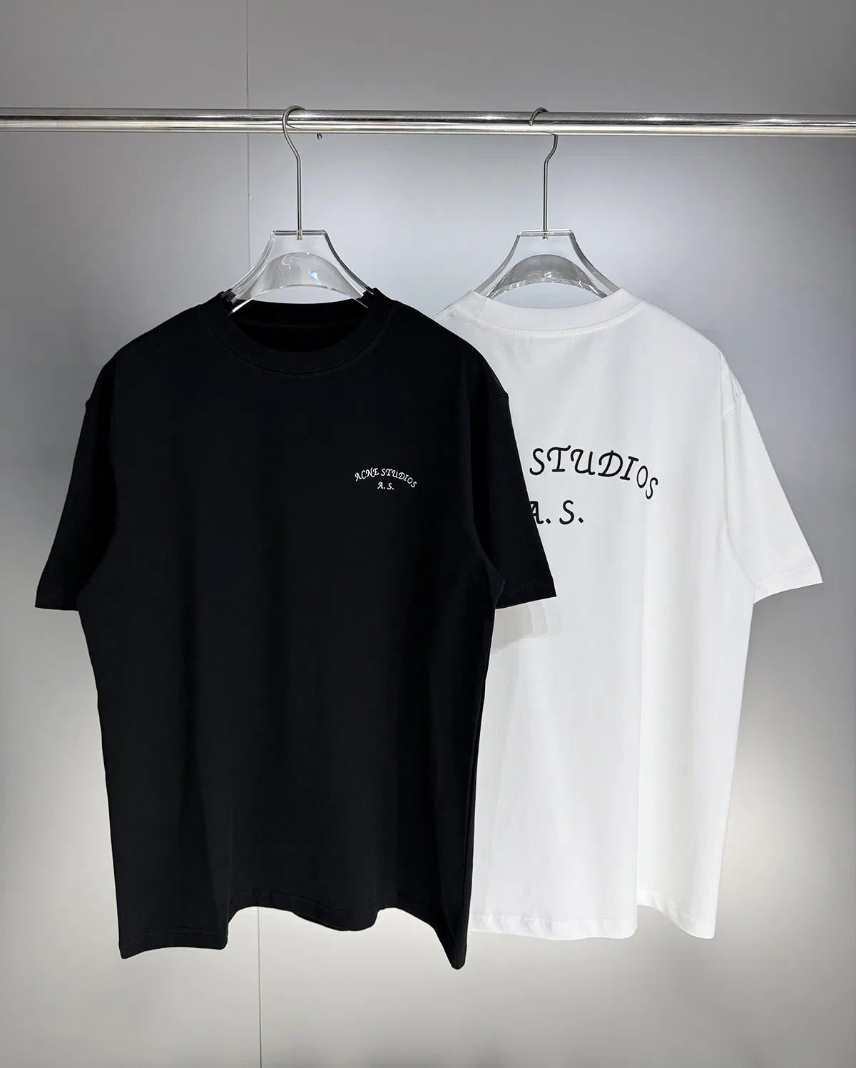 ACNE 27FW VRUKKZV 010 반팔티셔츠 9