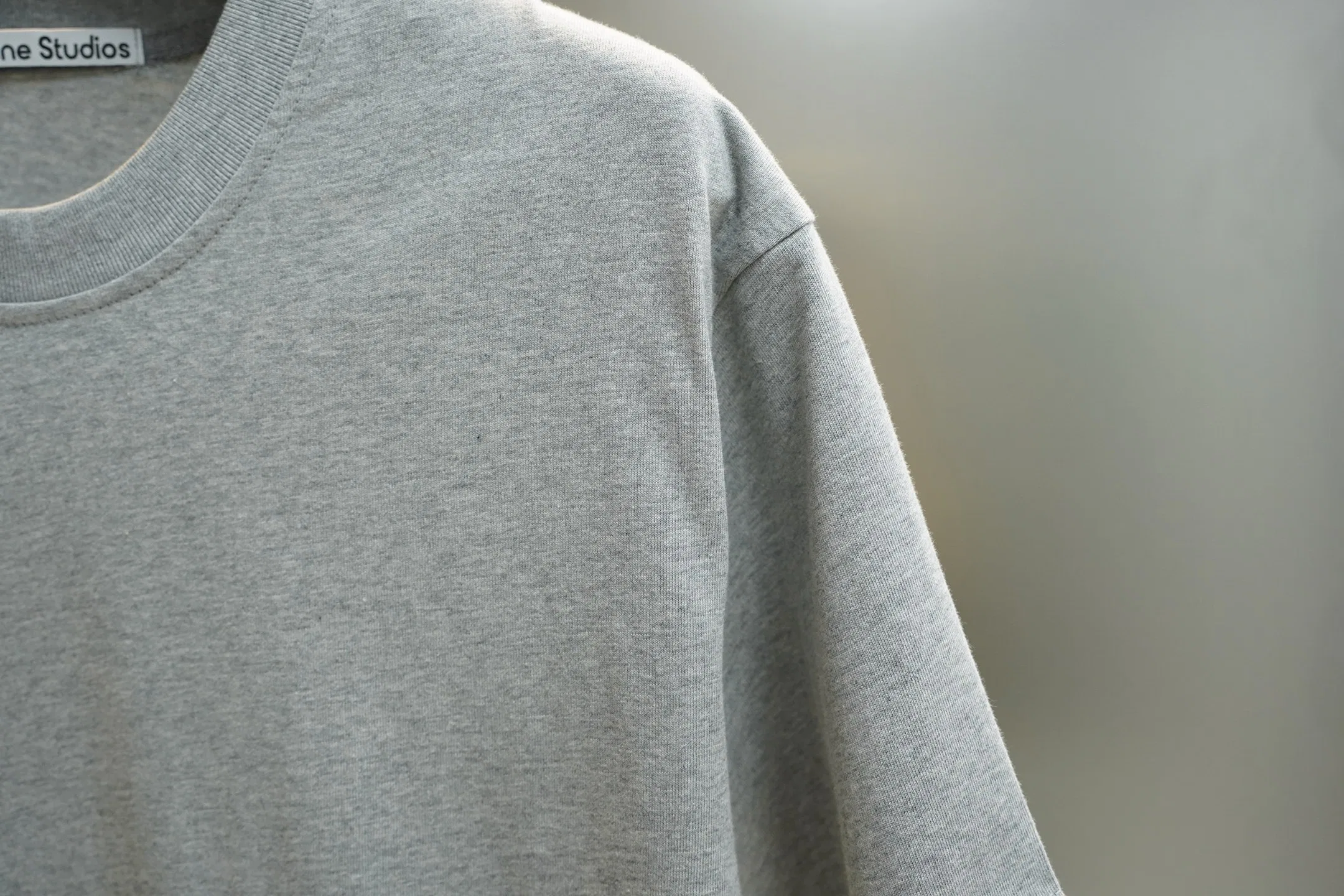 ACNE 27FW VRUKKZV 017 반팔티셔츠 14