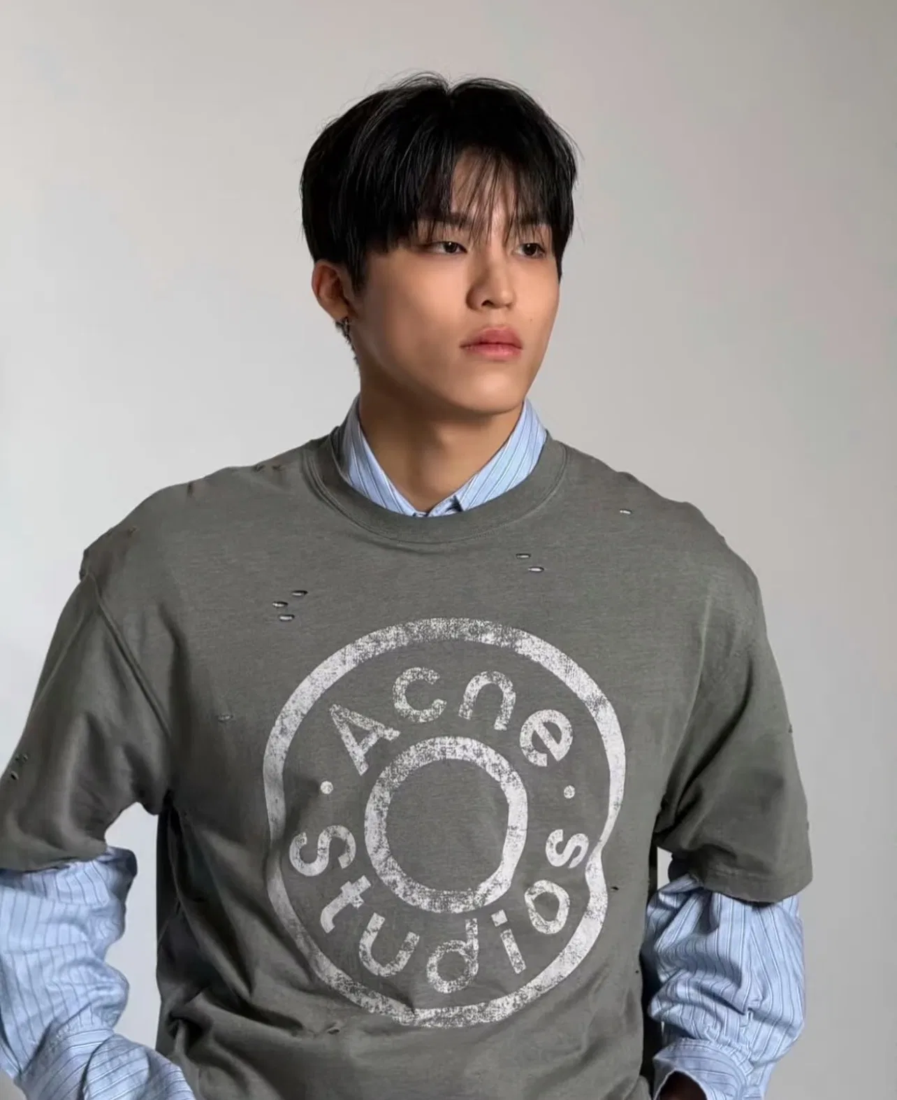 ACNE 27FW VYNUMFZ 006 반팔티셔츠 37