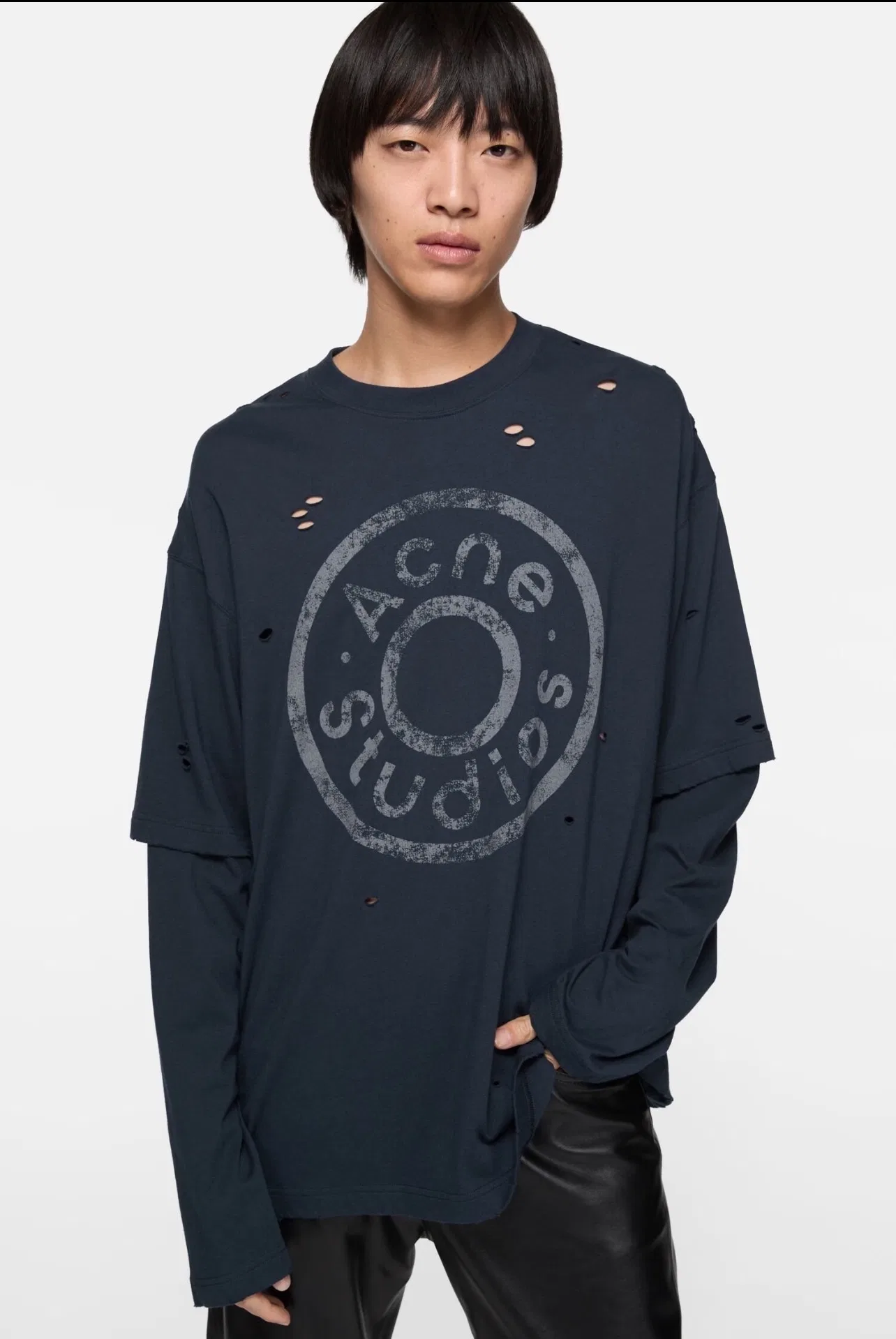 ACNE 27FW VYNUMFZ 012 롱슬리브 13