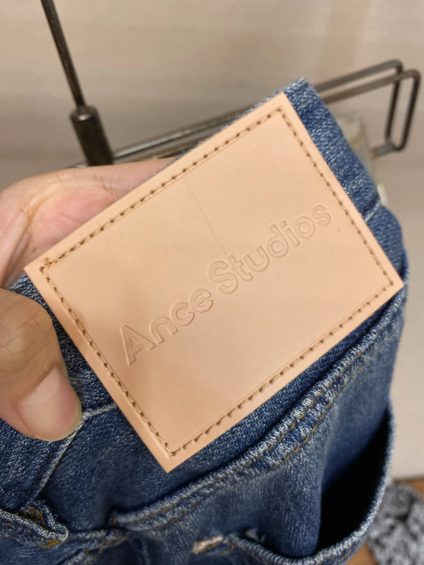 ACNE 27FW YHLNMXZ 004 데님팬츠 7