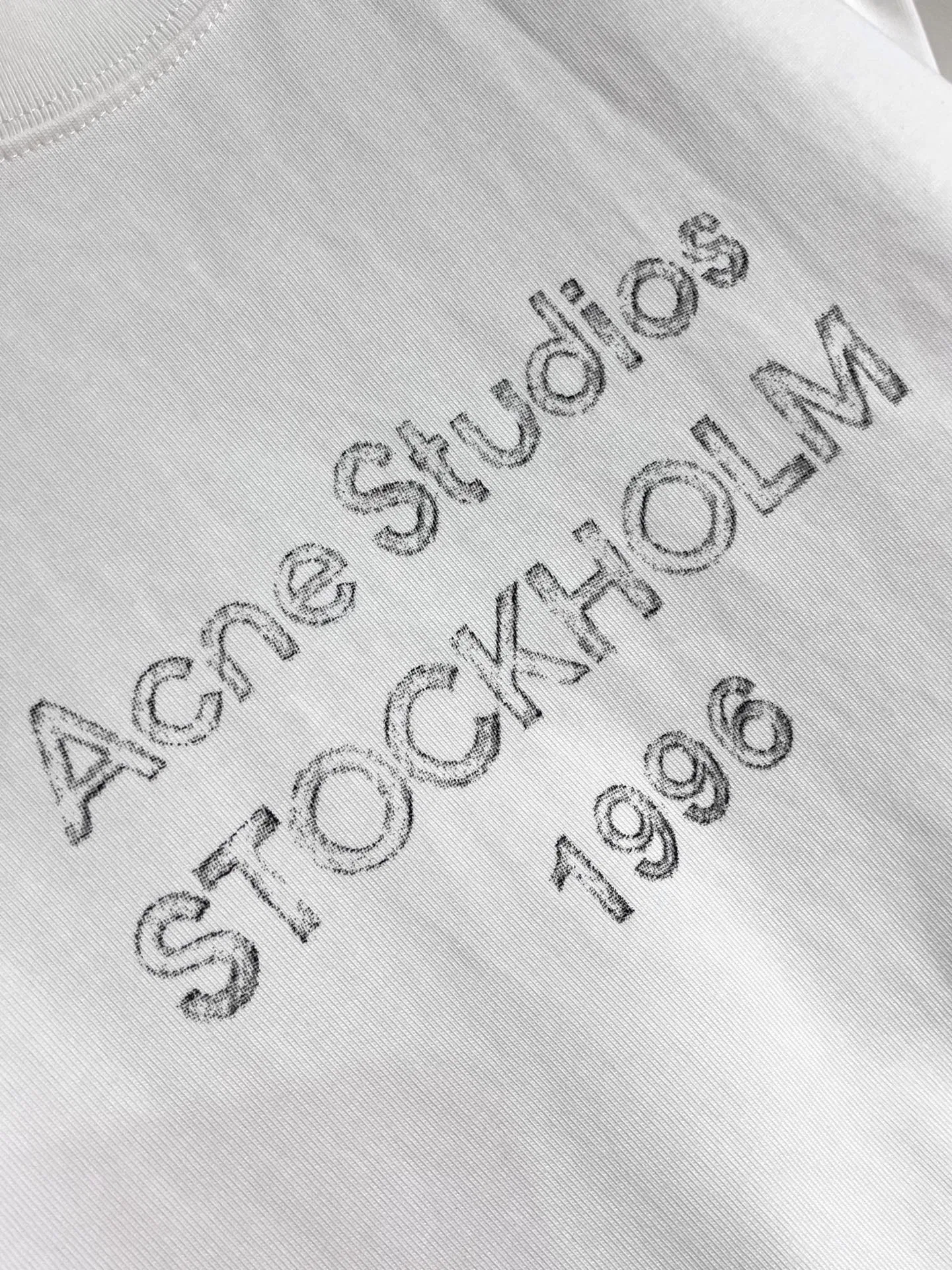 ACNE 27FW YHLNMXZ 011 반팔티셔츠 8