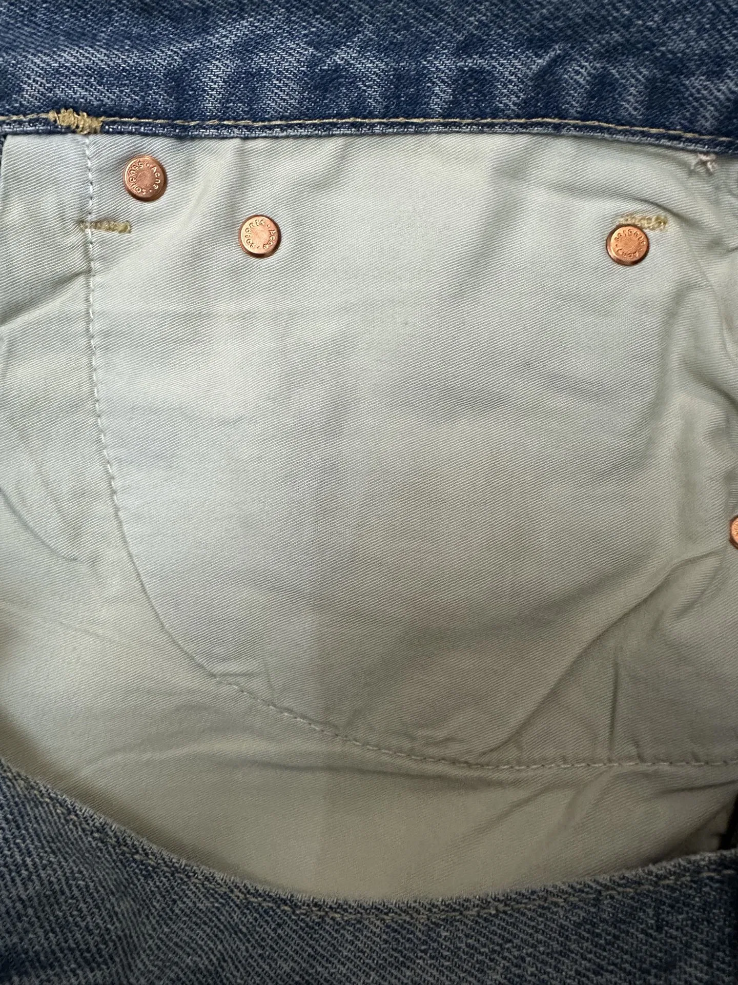ACNE 27FW ZJFCTMT 004 데님숏츠 10