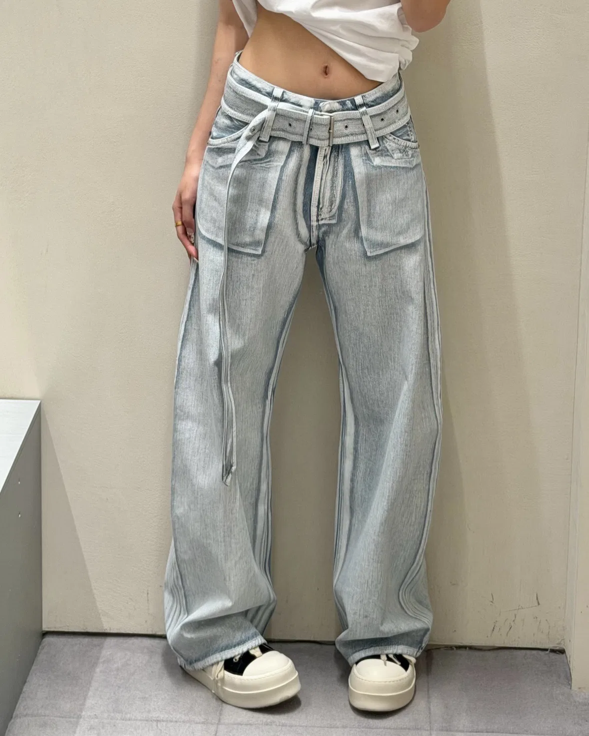 ACNE 27FW ZJFCTMT 005 데님팬츠 10
