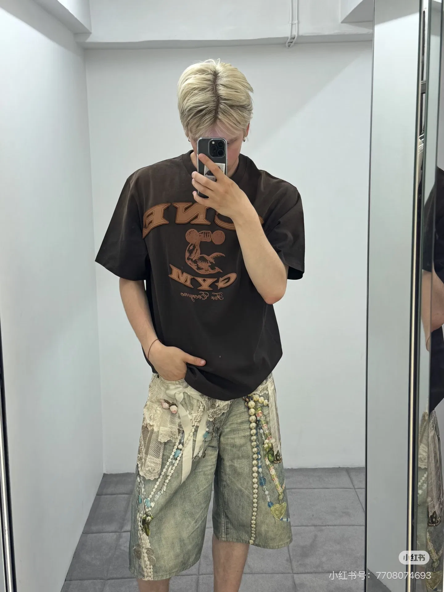 ACNE 27FW ZJFCTMT 006 데님숏츠 12