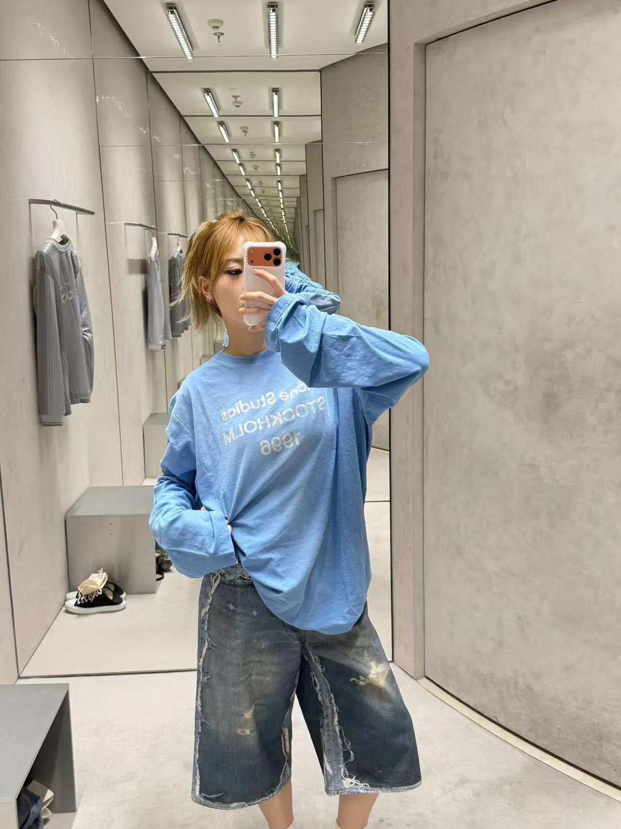 ACNE 27FW ZJFCTMT 008 데님숏츠 10