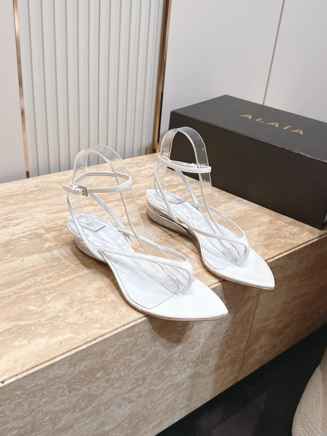 ALAIA 27FW WAUSUNH 010 구두 44