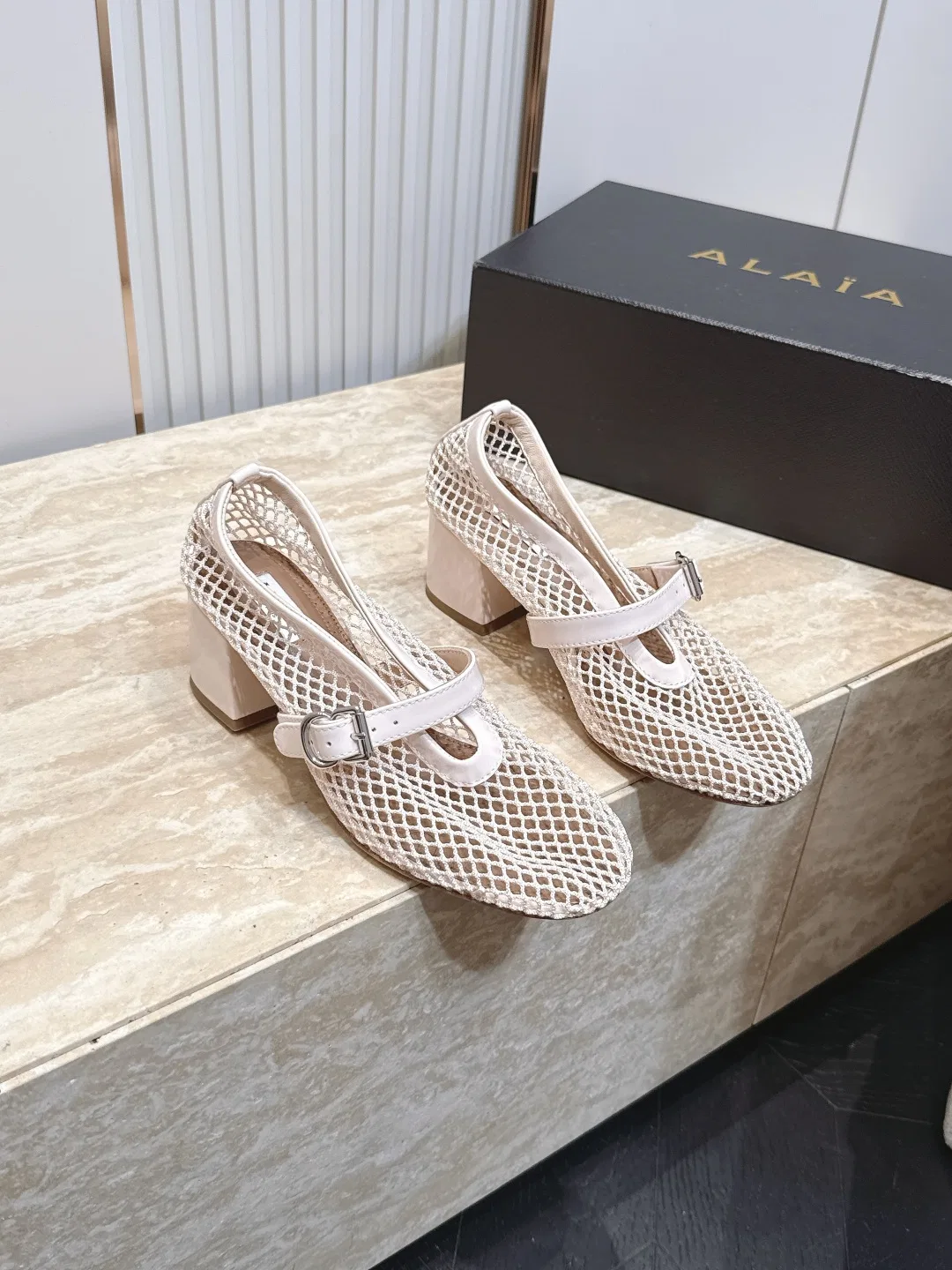 ALAIA 27FW WAUSUNH 011 구두 7