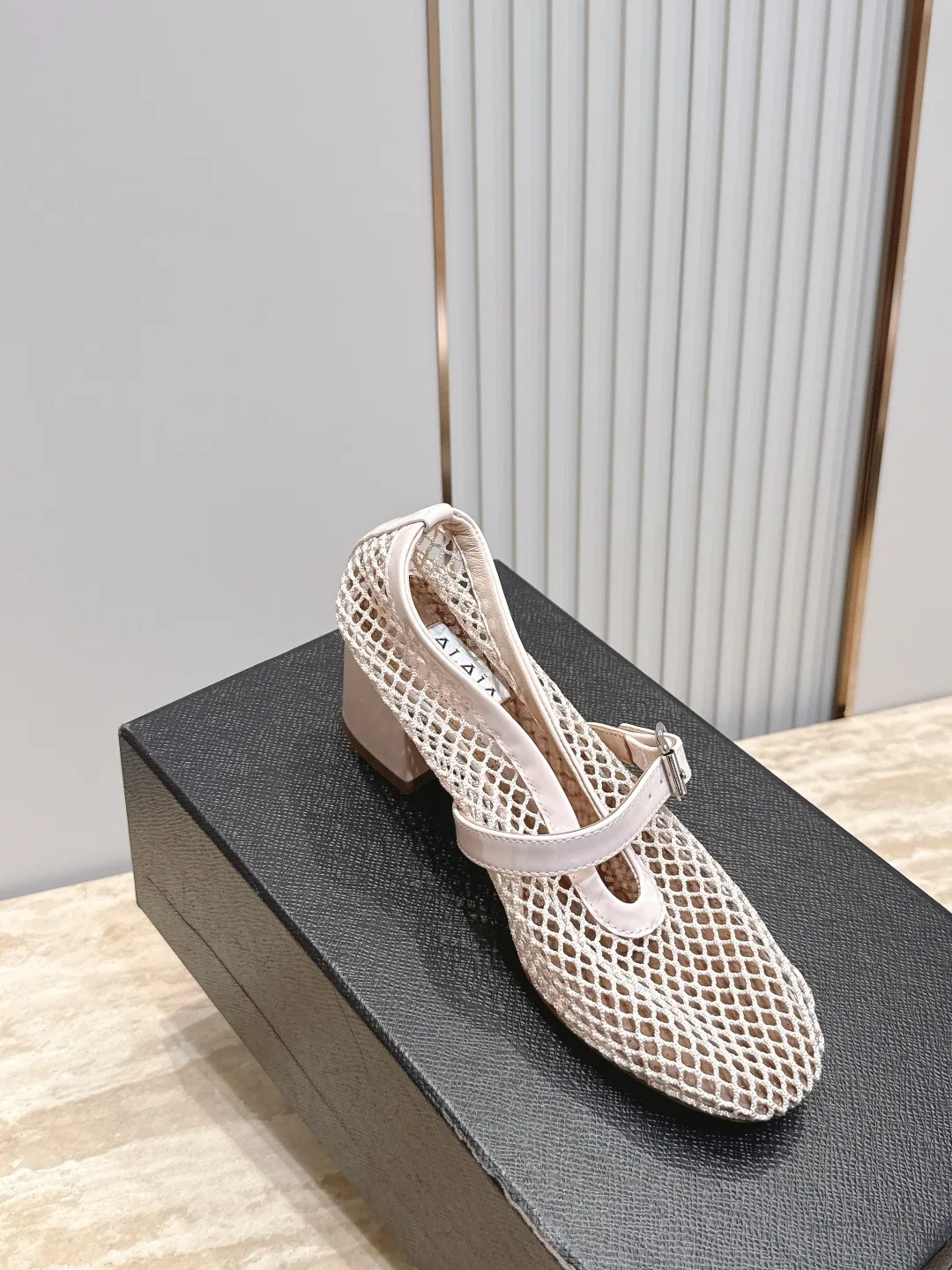 ALAIA 27FW WAUSUNH 011 구두 11