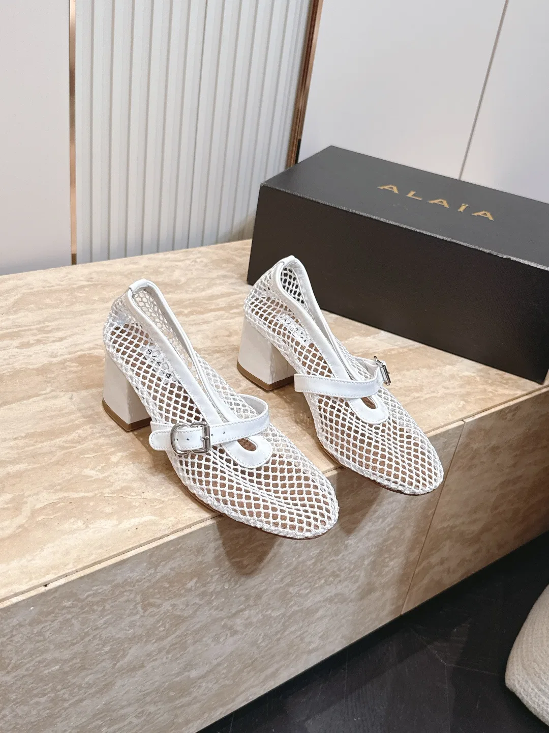 ALAIA 27FW WAUSUNH 011 구두 24