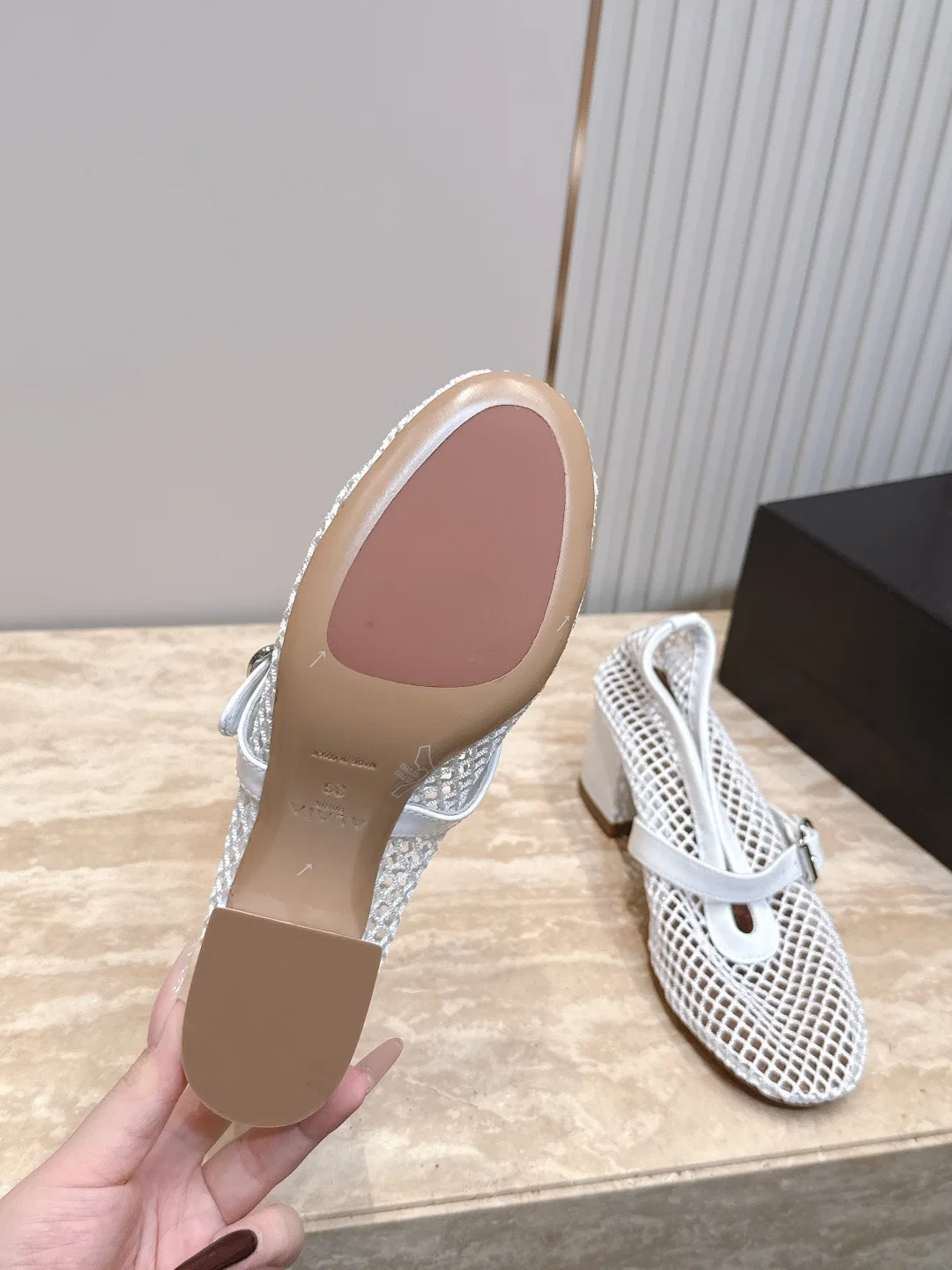 ALAIA 27FW WAUSUNH 011 구두 32