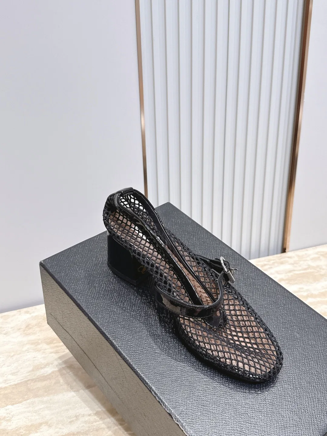 ALAIA 27FW WAUSUNH 011 구두 39