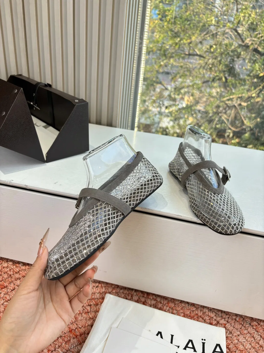 ALAIA 27FW WAUSUNH 013 플랫슈즈 42