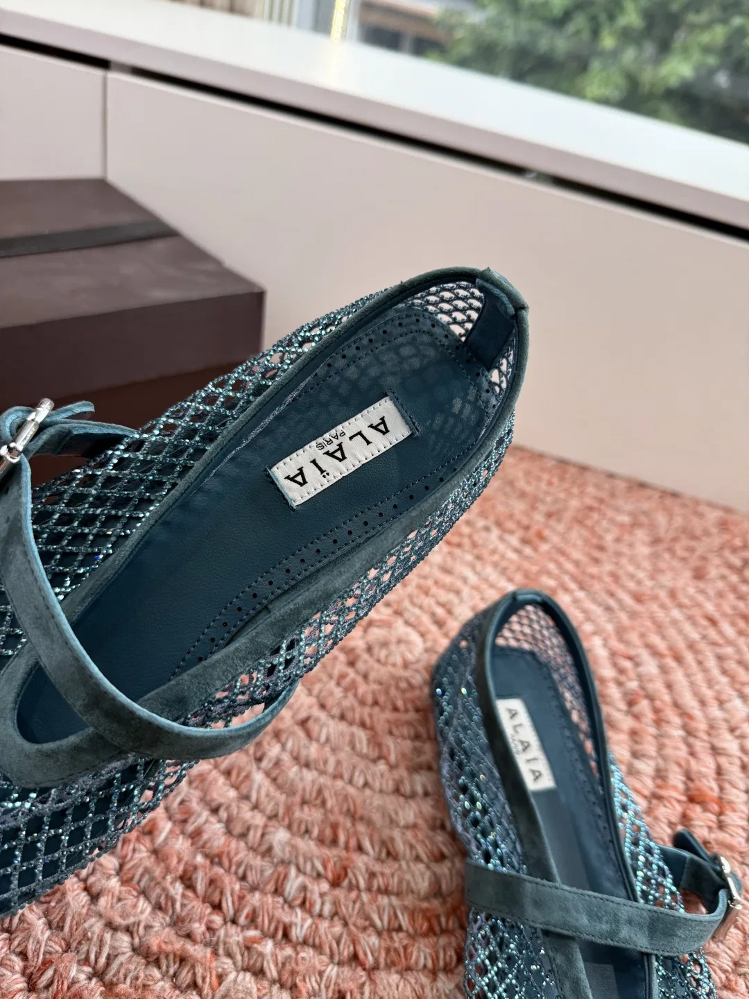 ALAIA 27FW WAUSUNH 014 플랫슈즈 7