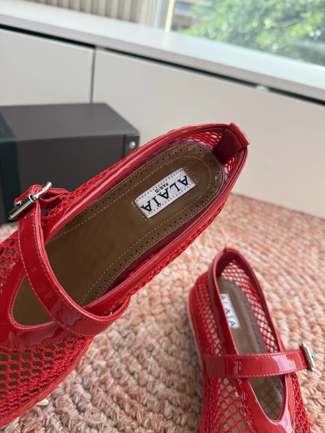 ALAIA 27FW WAUSUNH 014 플랫슈즈 16