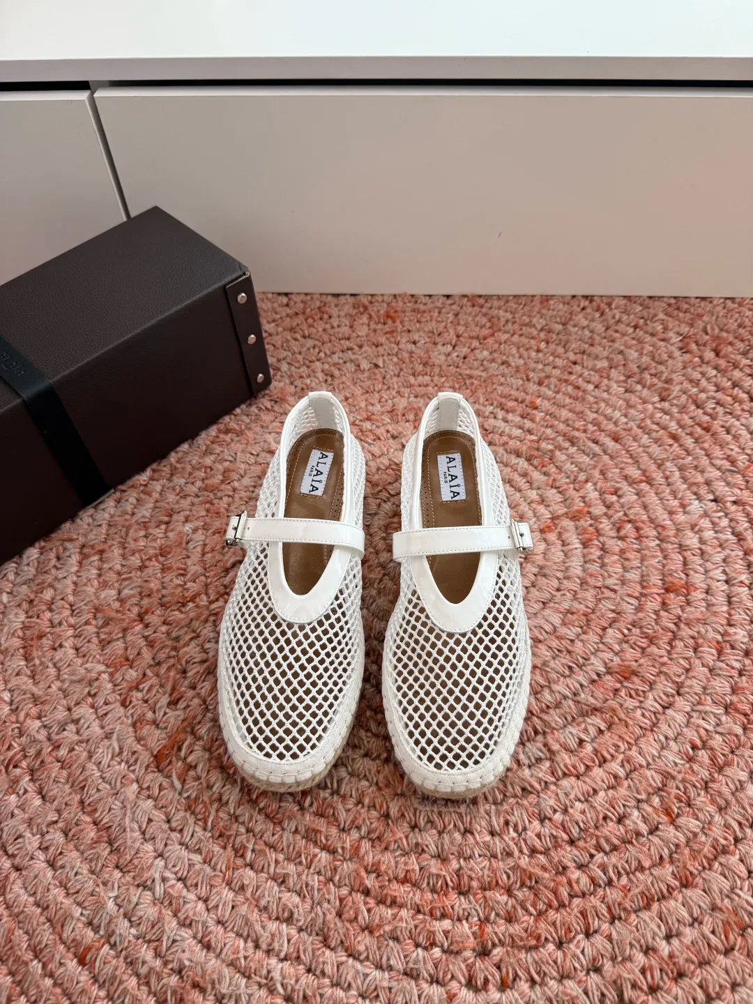 ALAIA 27FW WAUSUNH 014 플랫슈즈 20