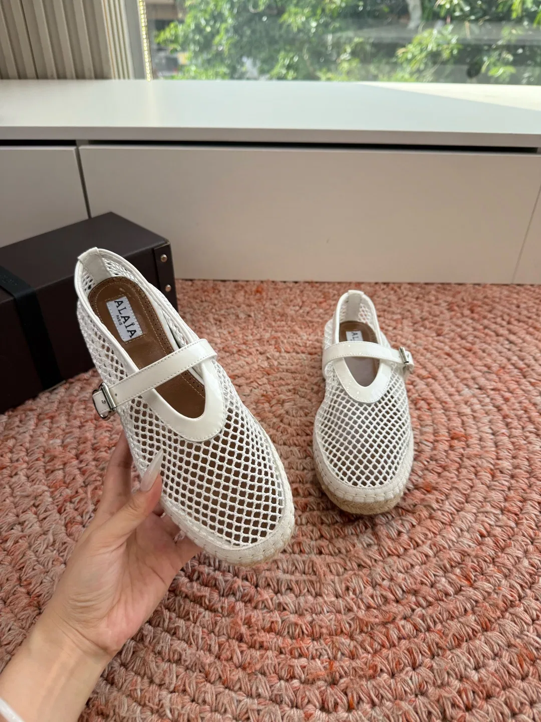 ALAIA 27FW WAUSUNH 014 플랫슈즈 22