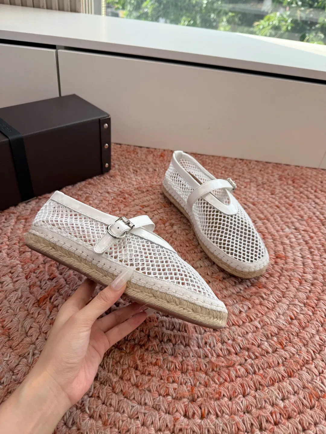 ALAIA 27FW WAUSUNH 014 플랫슈즈 23