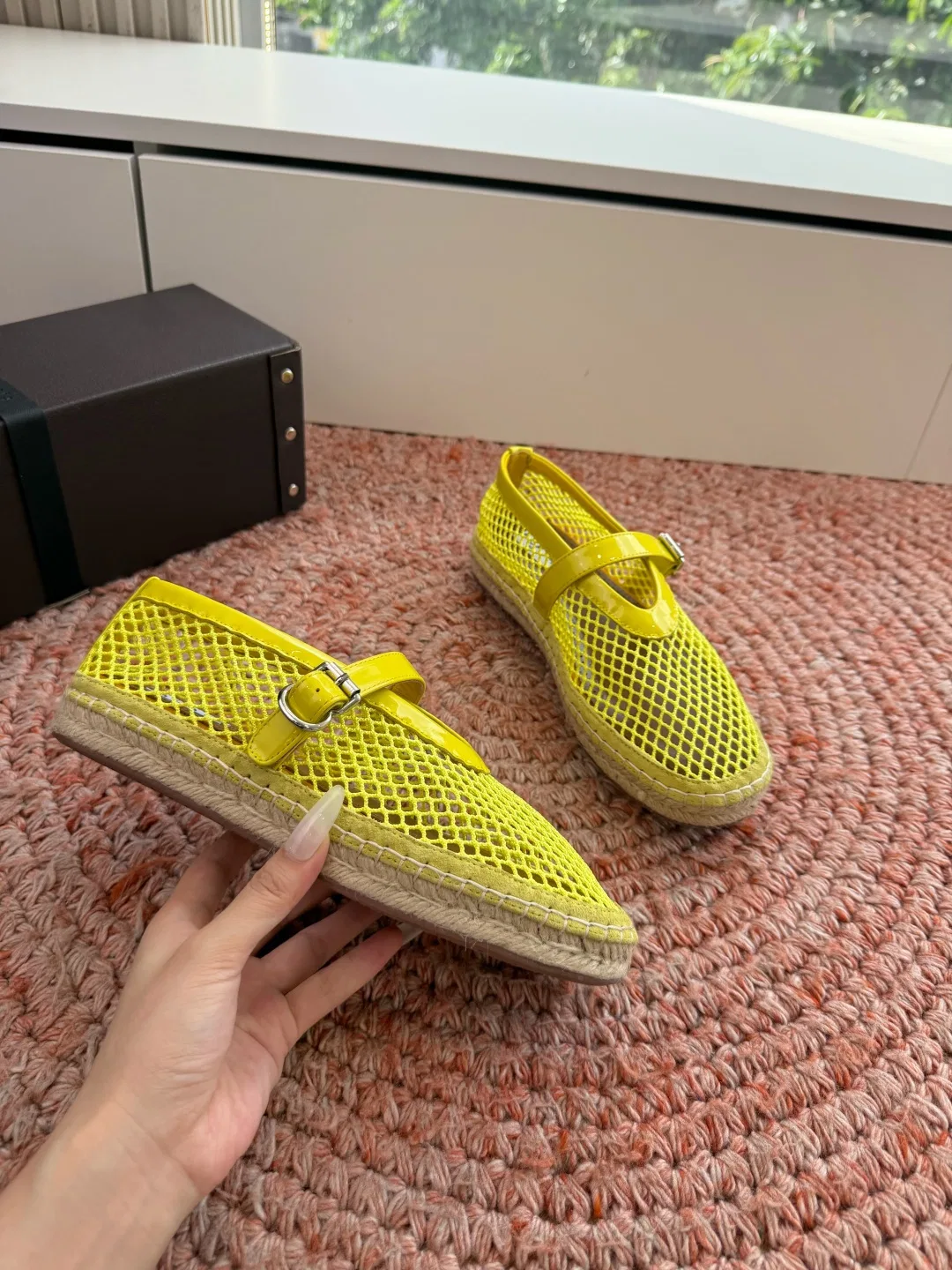 ALAIA 27FW WAUSUNH 014 플랫슈즈 32
