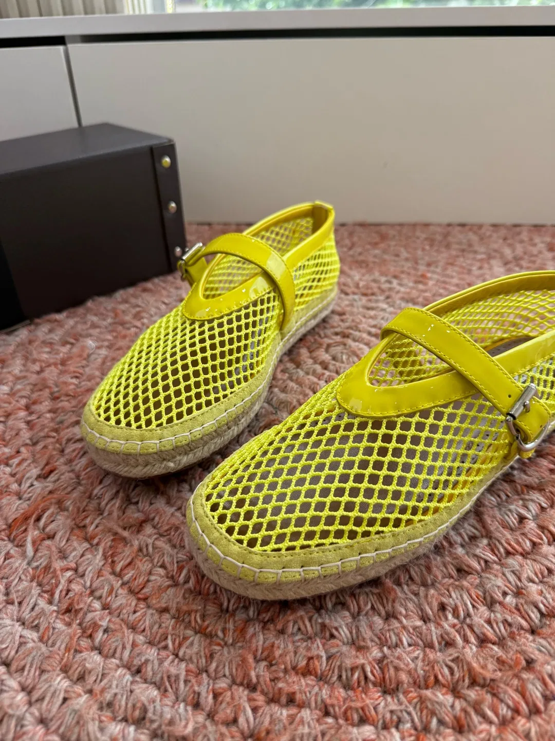 ALAIA 27FW WAUSUNH 014 플랫슈즈 35