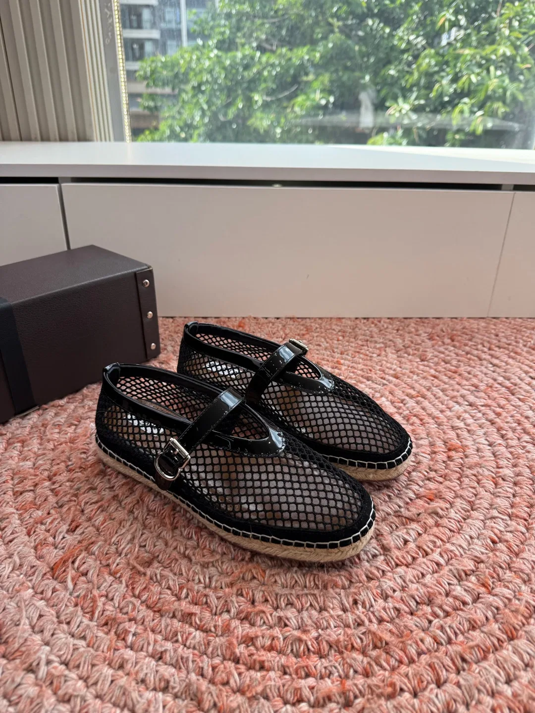 ALAIA 27FW WAUSUNH 014 플랫슈즈 42