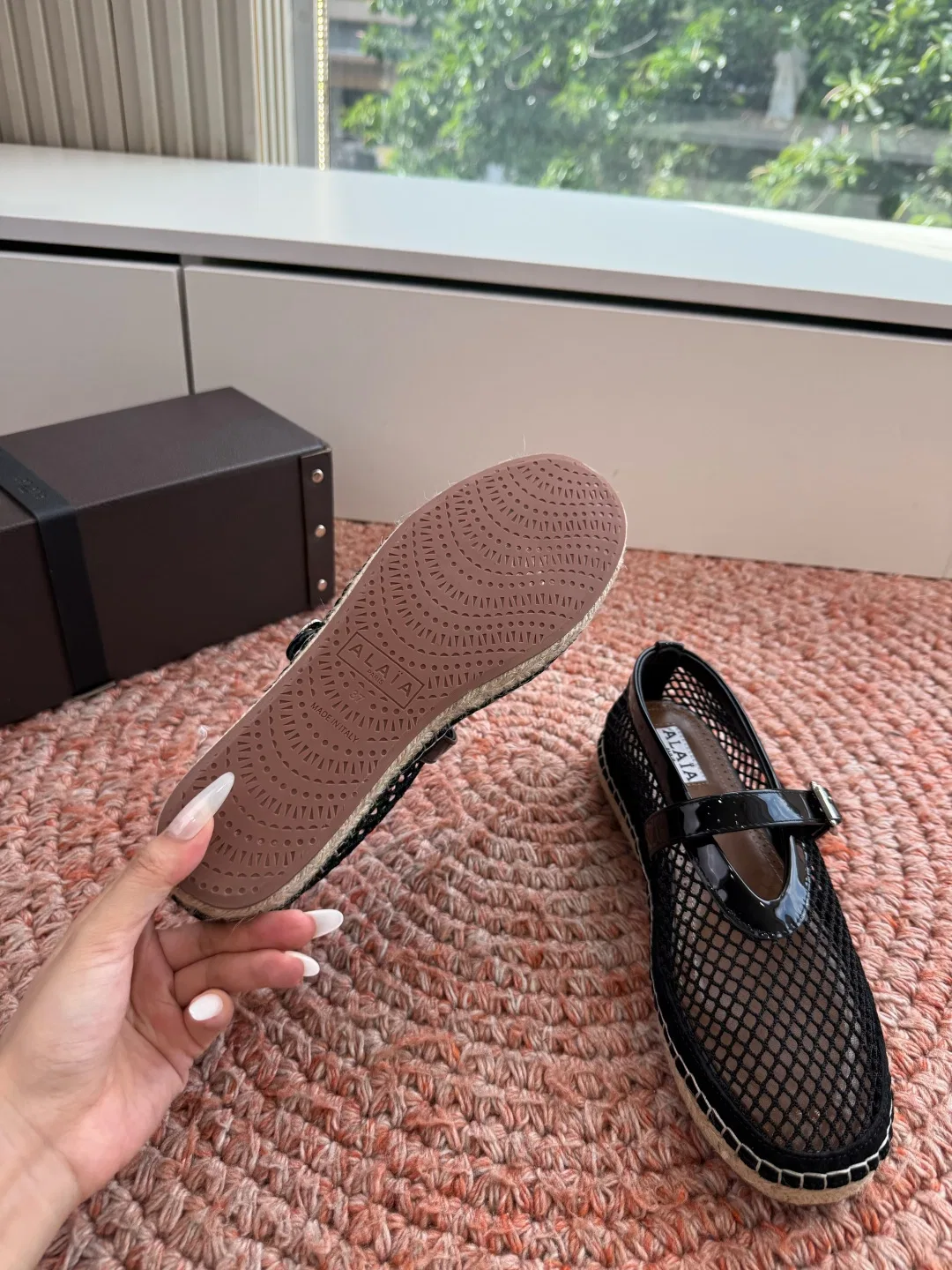 ALAIA 27FW WAUSUNH 014 플랫슈즈 46