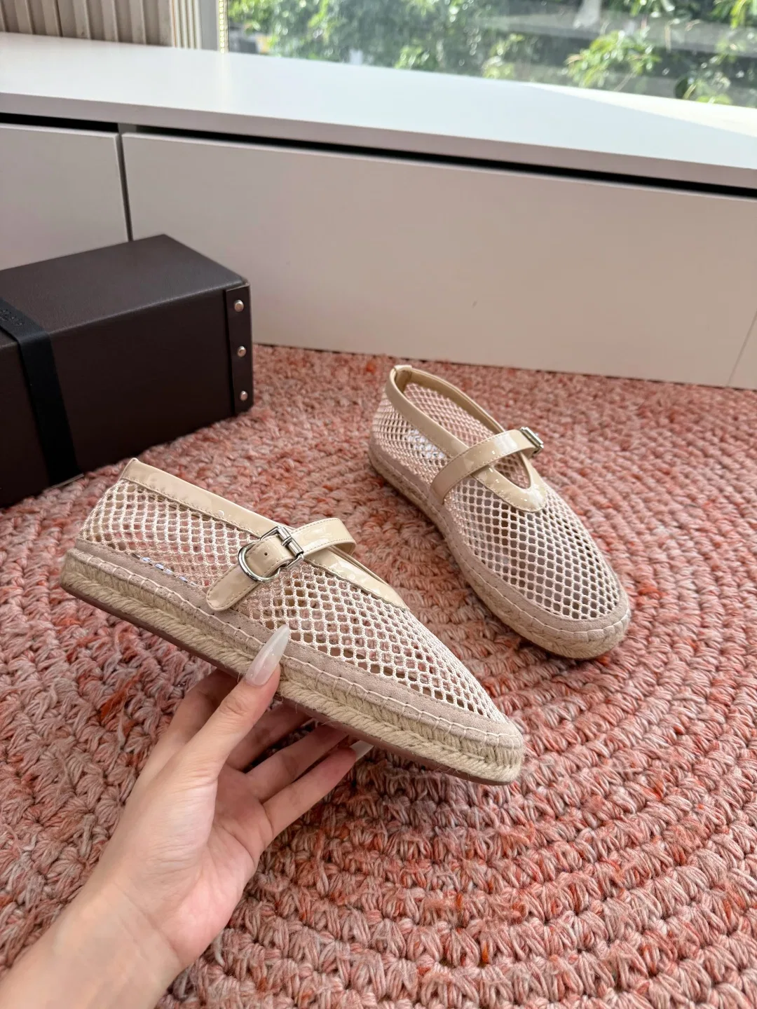 ALAIA 27FW WAUSUNH 014 플랫슈즈 50