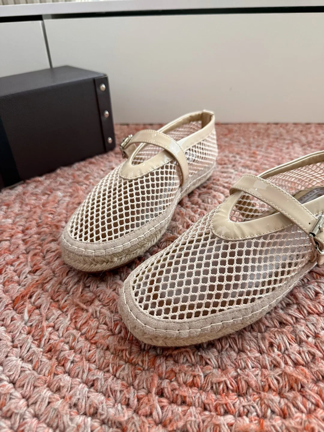ALAIA 27FW WAUSUNH 014 플랫슈즈 53
