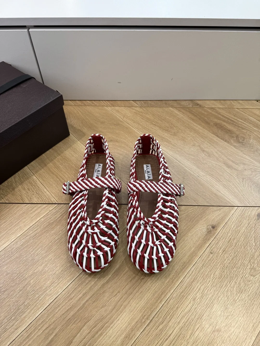 ALAIA 27FW WAUSUNH 016 플랫슈즈 9