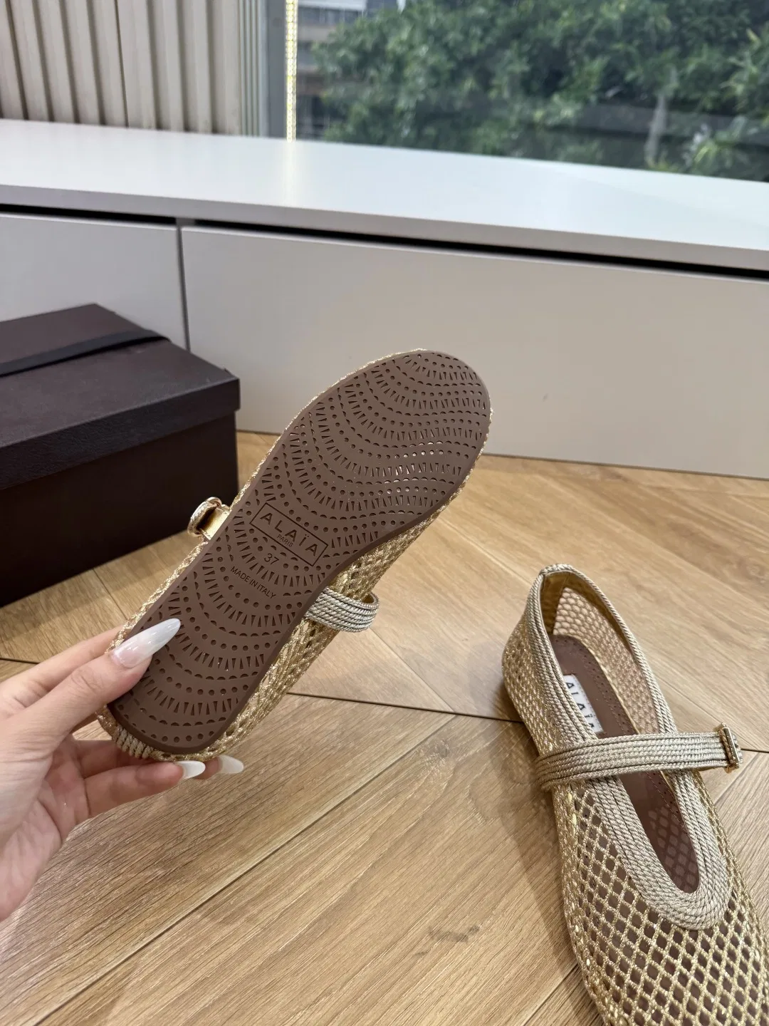 ALAIA 27FW WAUSUNH 018 플랫슈즈 35