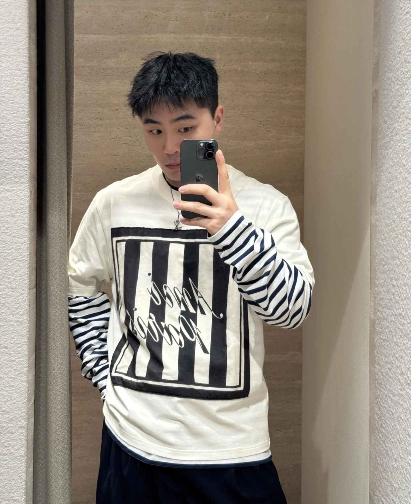 AMI 27FW BFKVVRU 001 반팔티셔츠 8