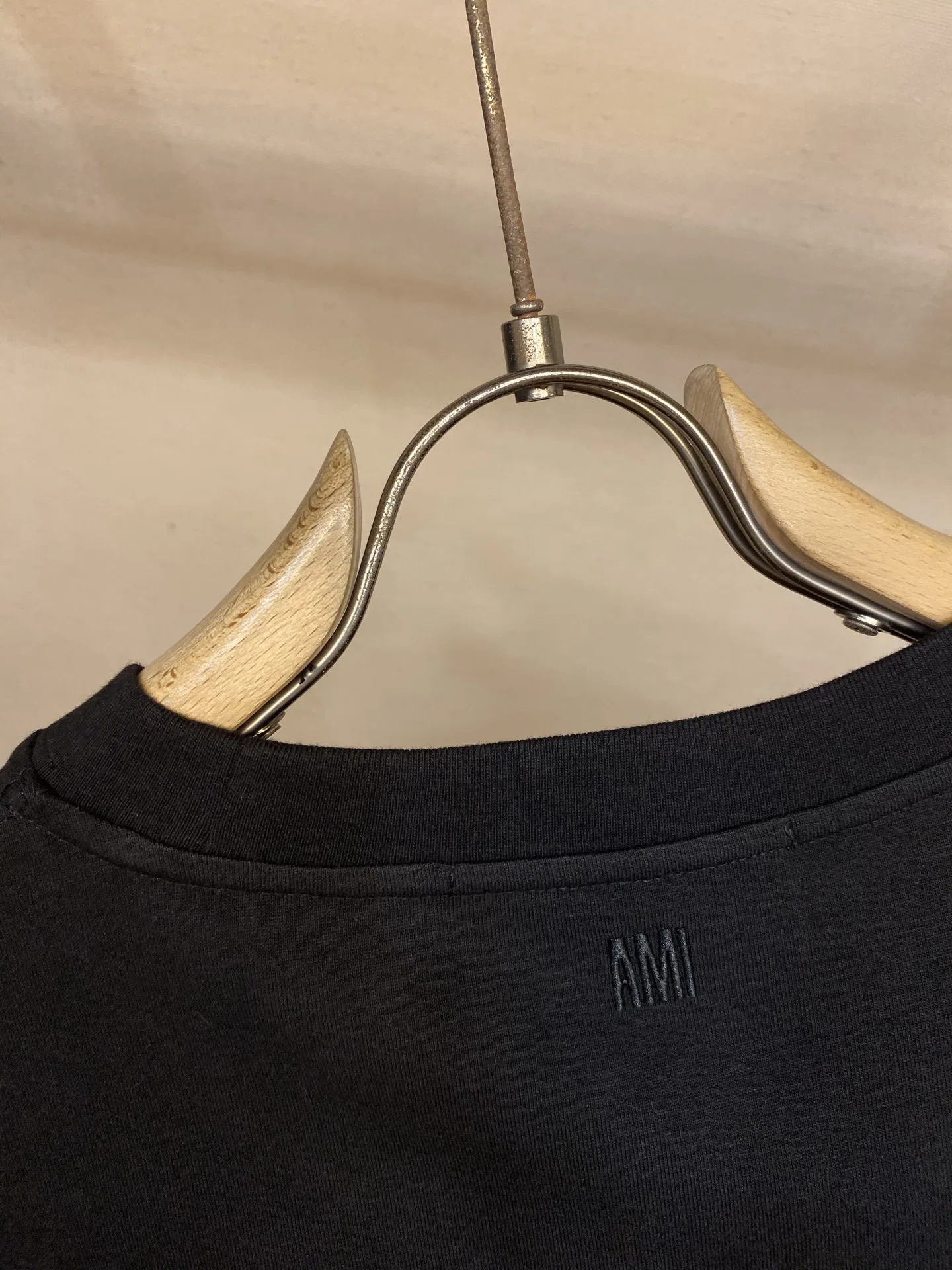 AMI 27FW YVJJGOR 009 반팔티셔츠 7