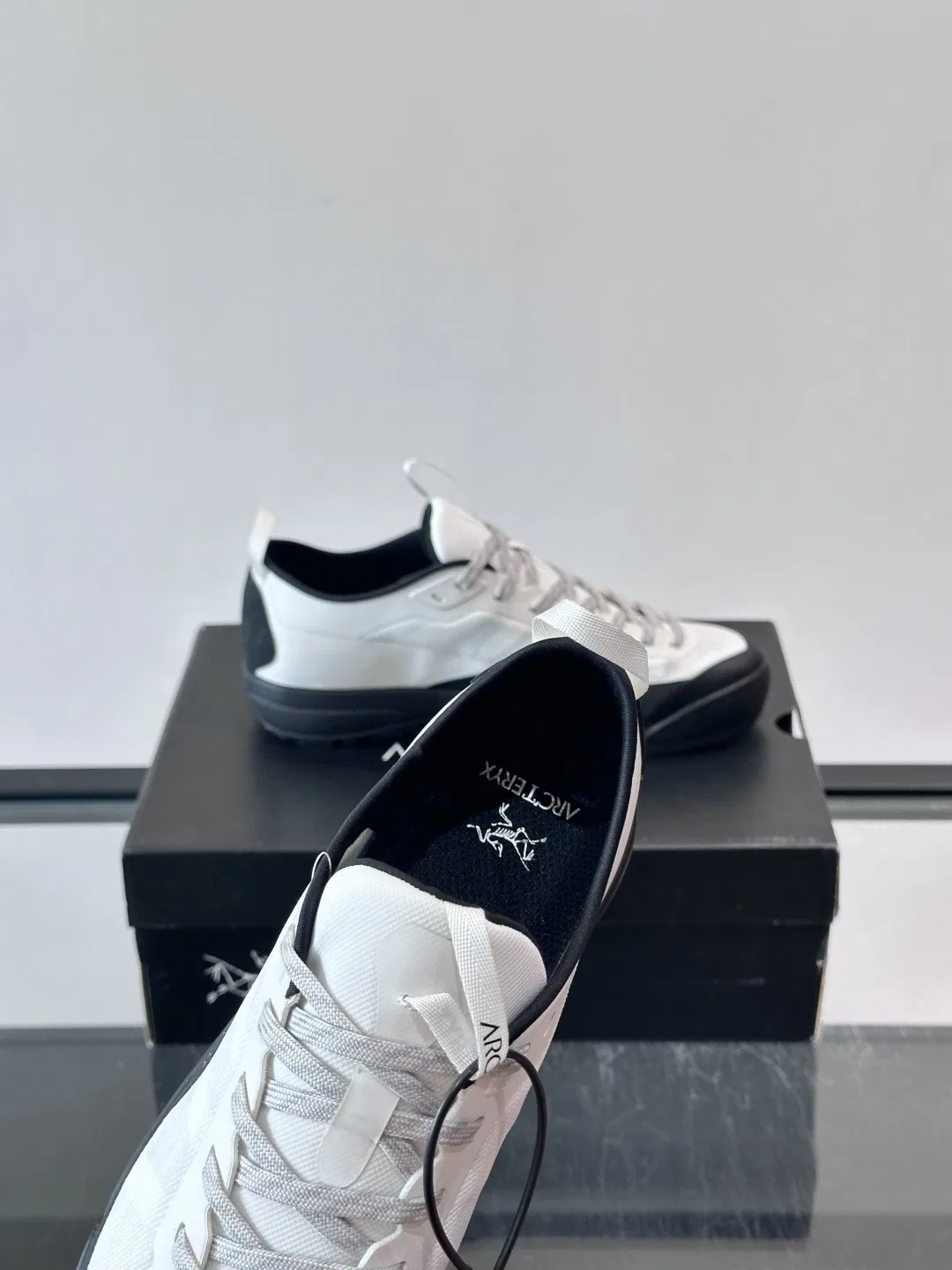 ARC 27FW DEONMHZ 001 운동화 8