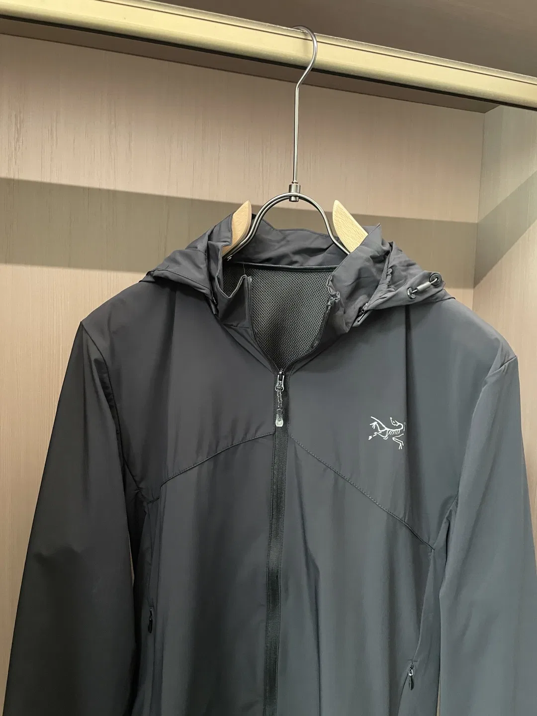 ARC 27FW KOCXIIW 001 윈드브레이커 11