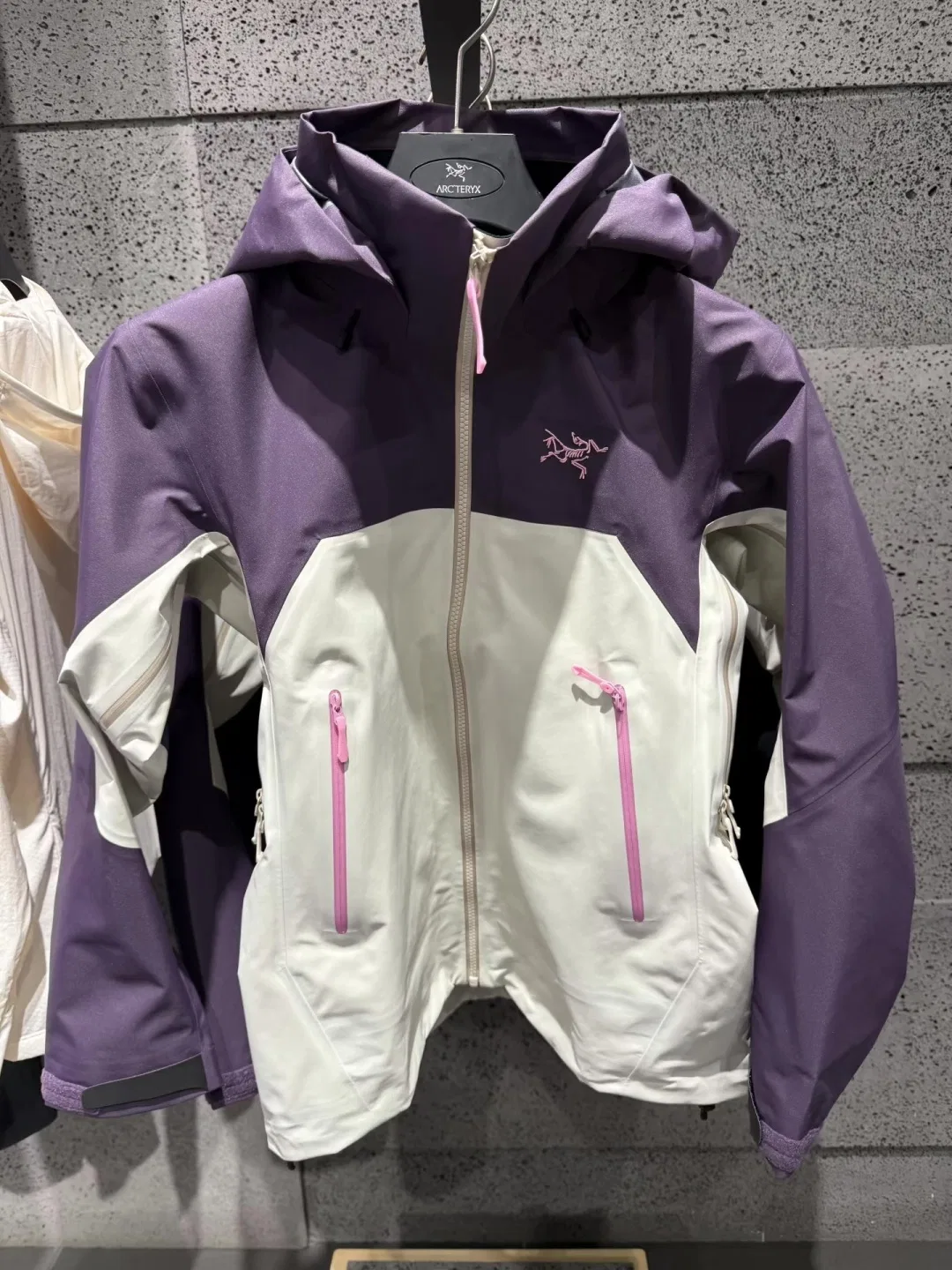 ARC 27FW KRHONNF 002 윈드브레이커 60