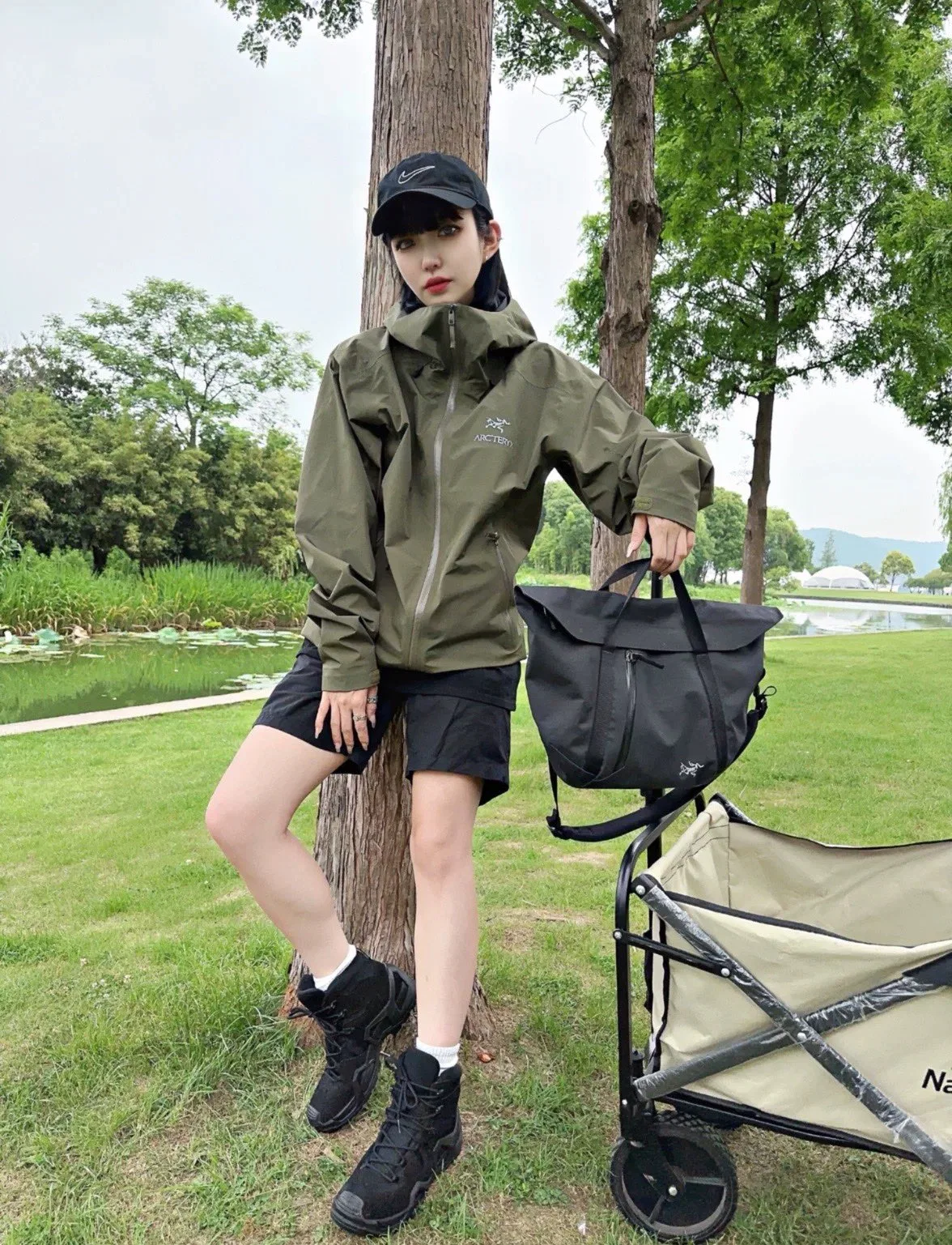 ARC 27FW PTBDKDT 011 크로스백 23