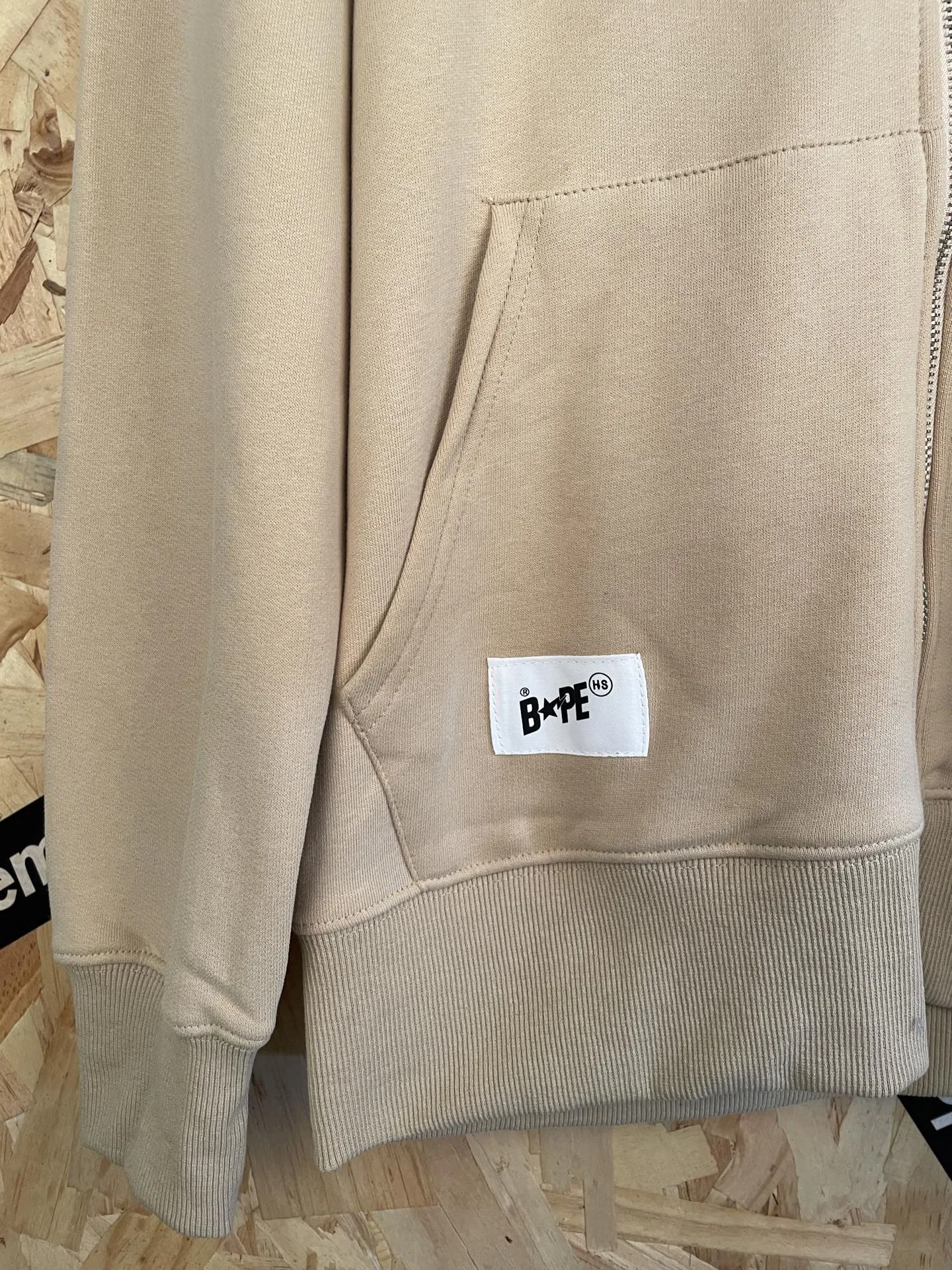 BAPE 27FW EYZUTRQ 002 집업후드 12