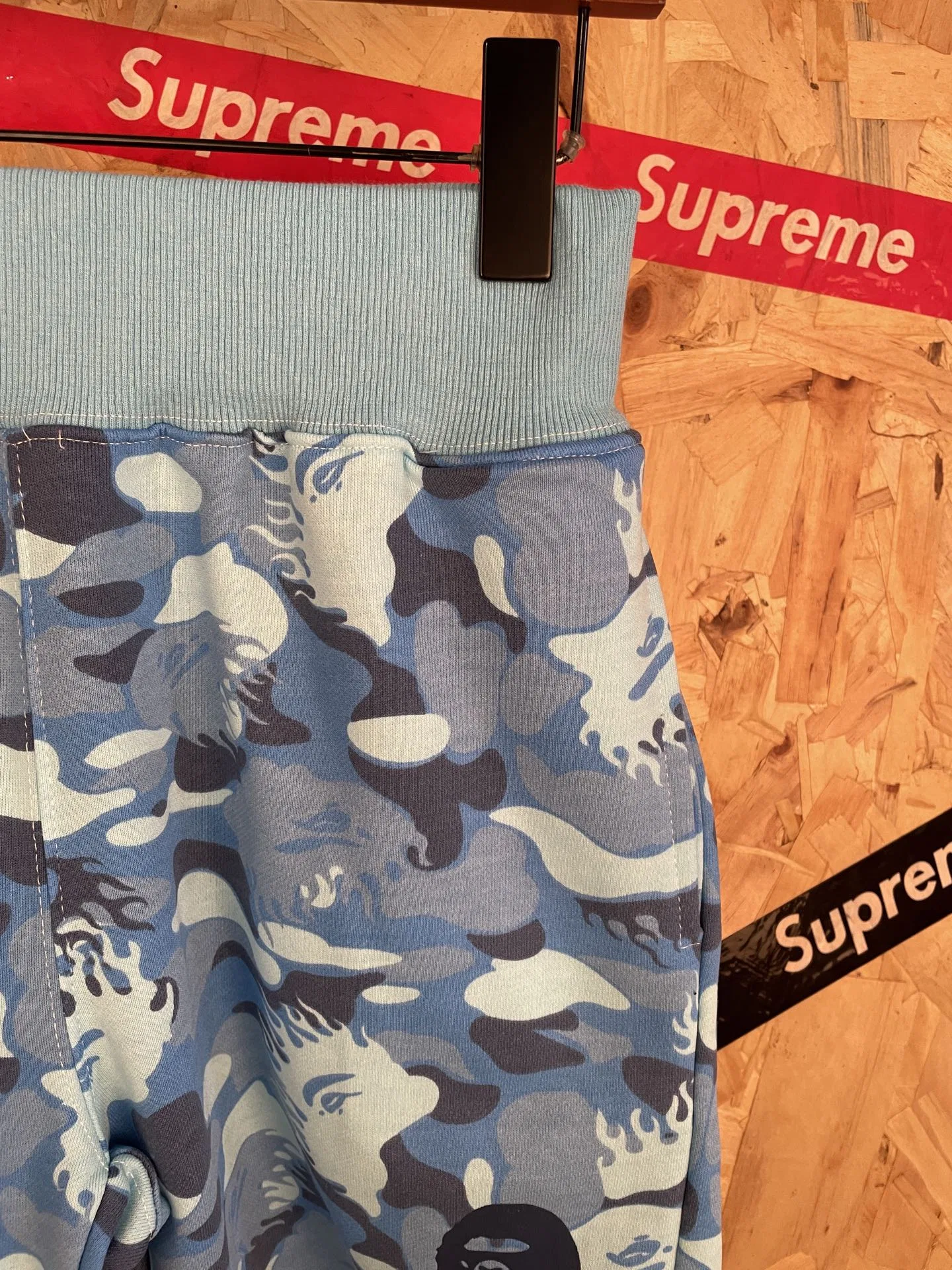 BAPE 27FW PGEXRVF 001 숏츠 10