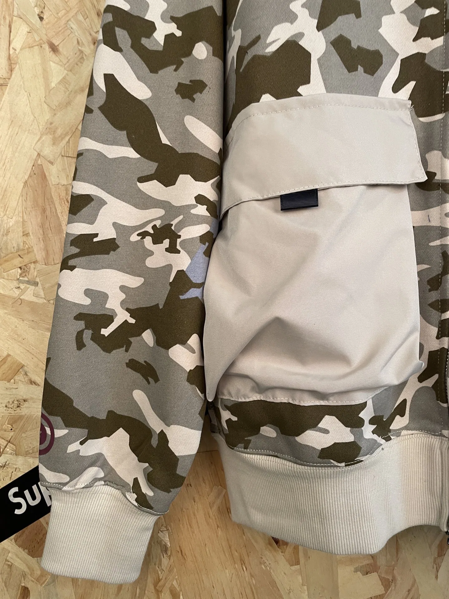 BAPE 27FW PGEXRVF 012 집업후드 9