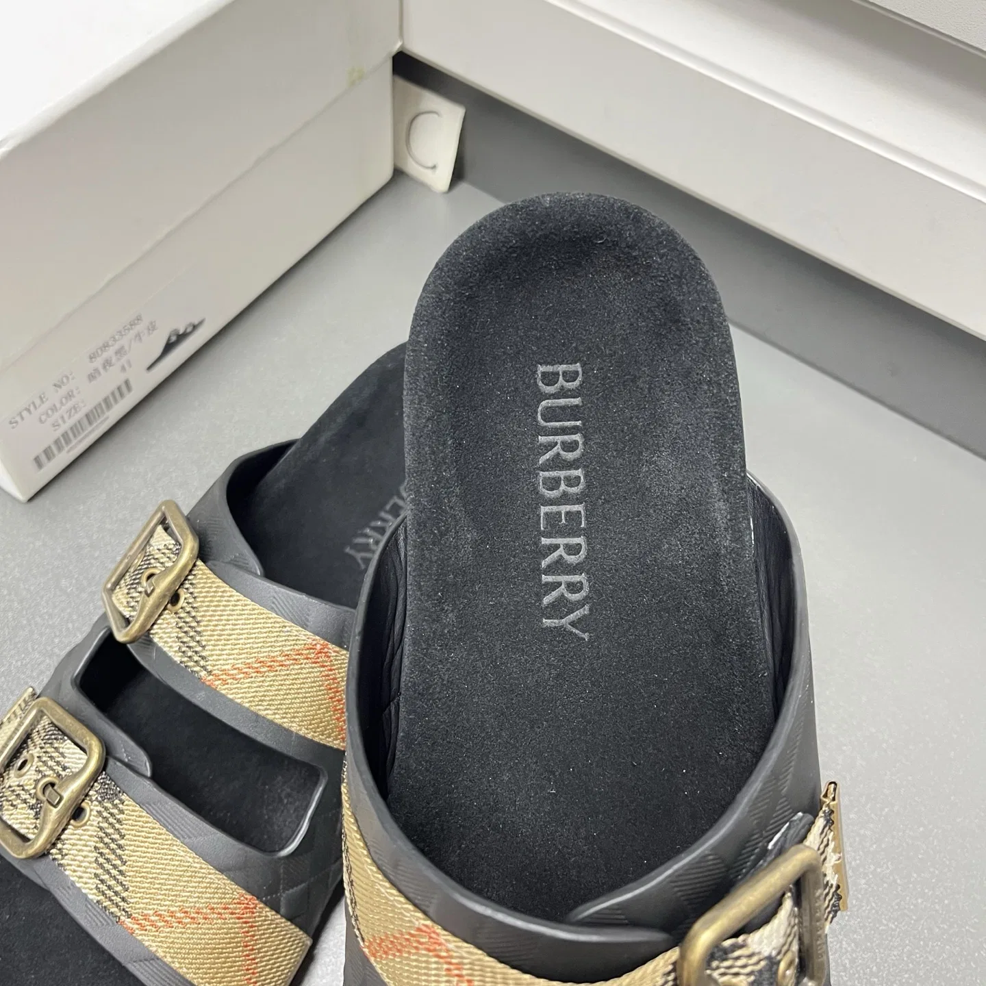 BBR 27FW OGNVPHQ 002 슬리퍼 30